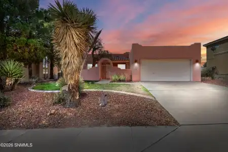 150 Cherry Hill Lane, Santa Teresa, New Mexico 88008, 3 Bedrooms Bedrooms, ,2 BathroomsBathrooms,Residential,For Sale,Cherry Hill,2602947