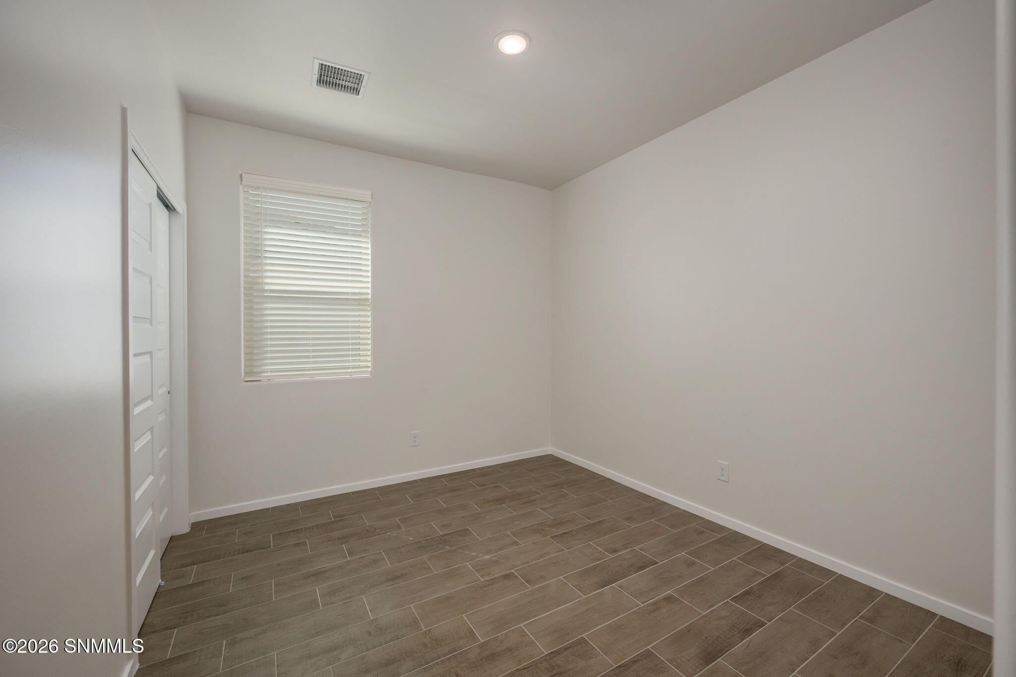 Split Bedroom 4