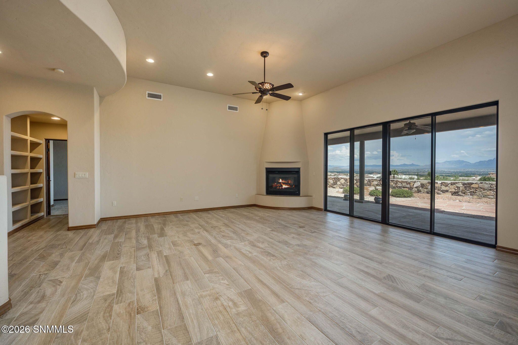 10-web-or-mls-Snappin Homes (Idyll1218)-