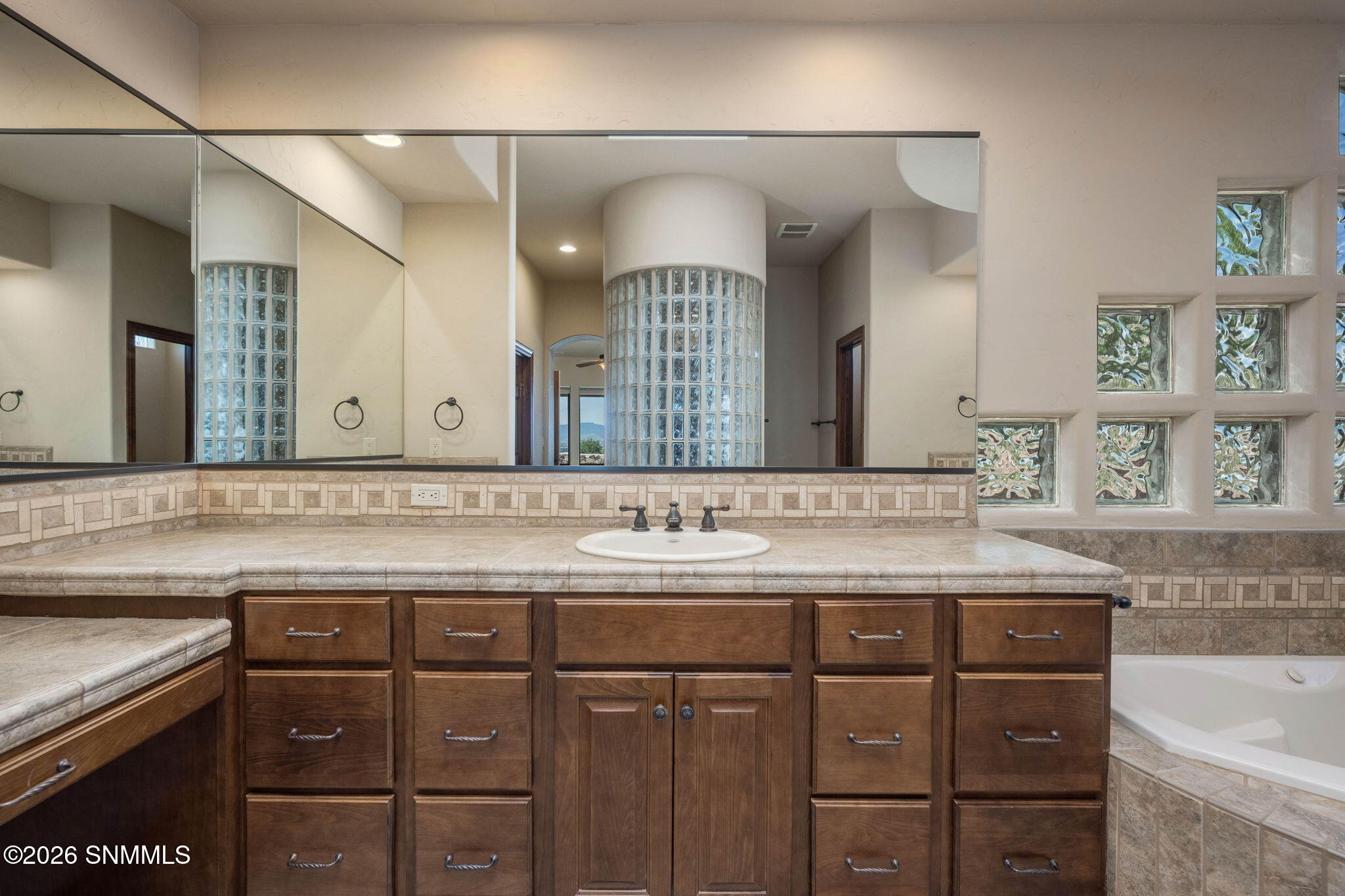 27-web-or-mls-Snappin Homes (Idyll1218)-