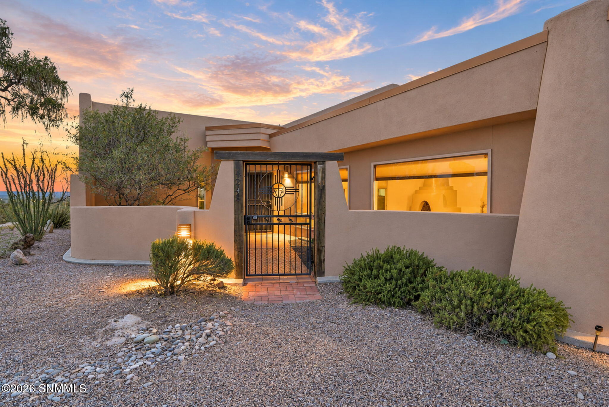 13-web-or-mls-Exterior13