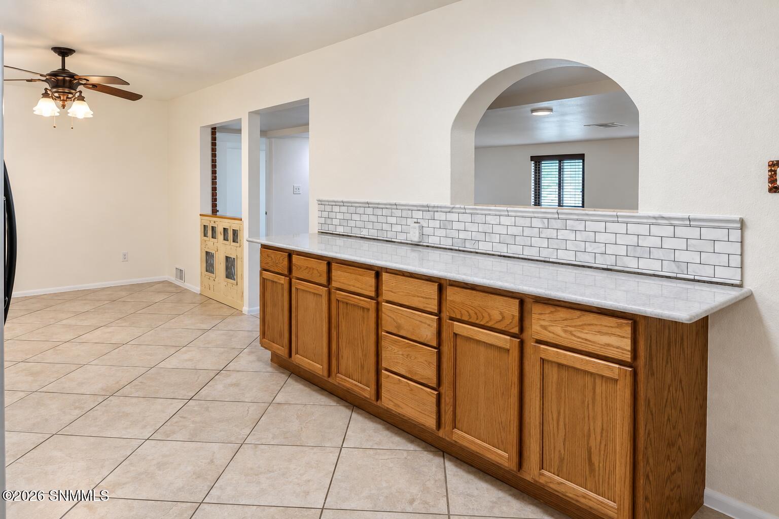 16Kitchen