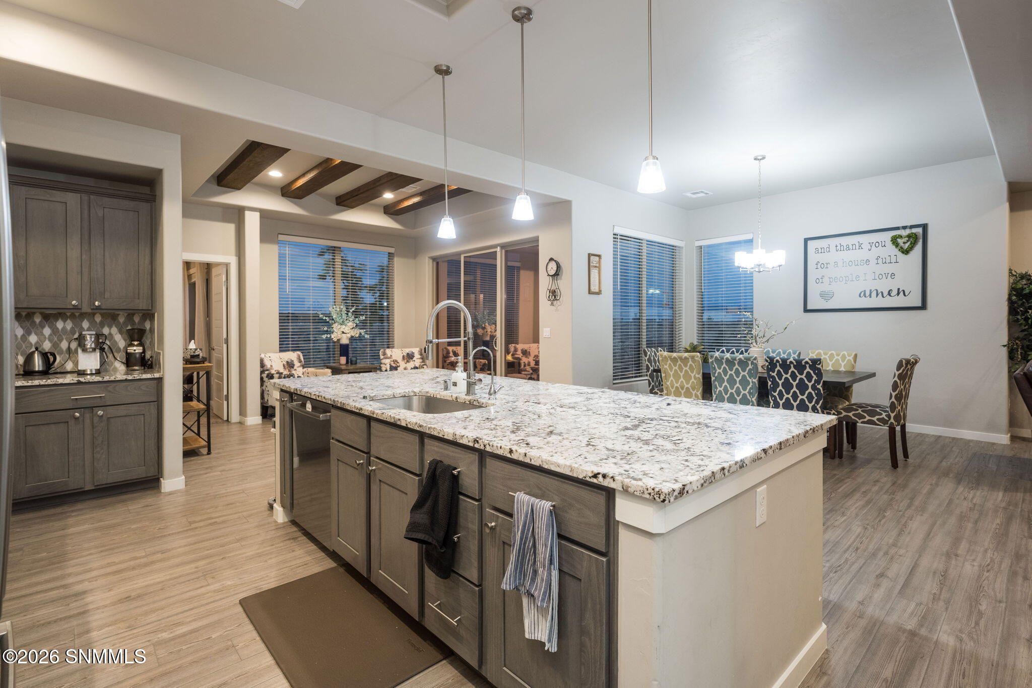 15-web-or-mls-Snappin Homes (SantaClaita