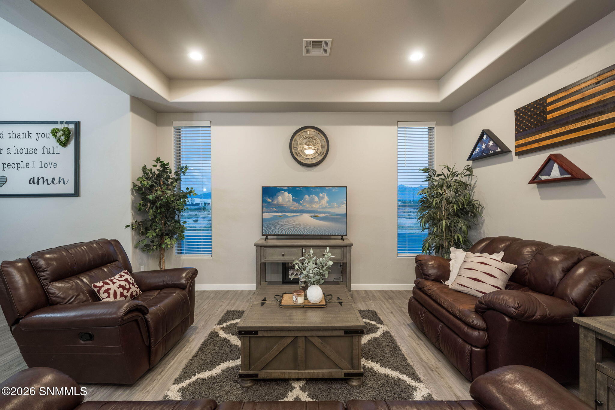 7-web-or-mls-Snappin Homes (SantaClaita3