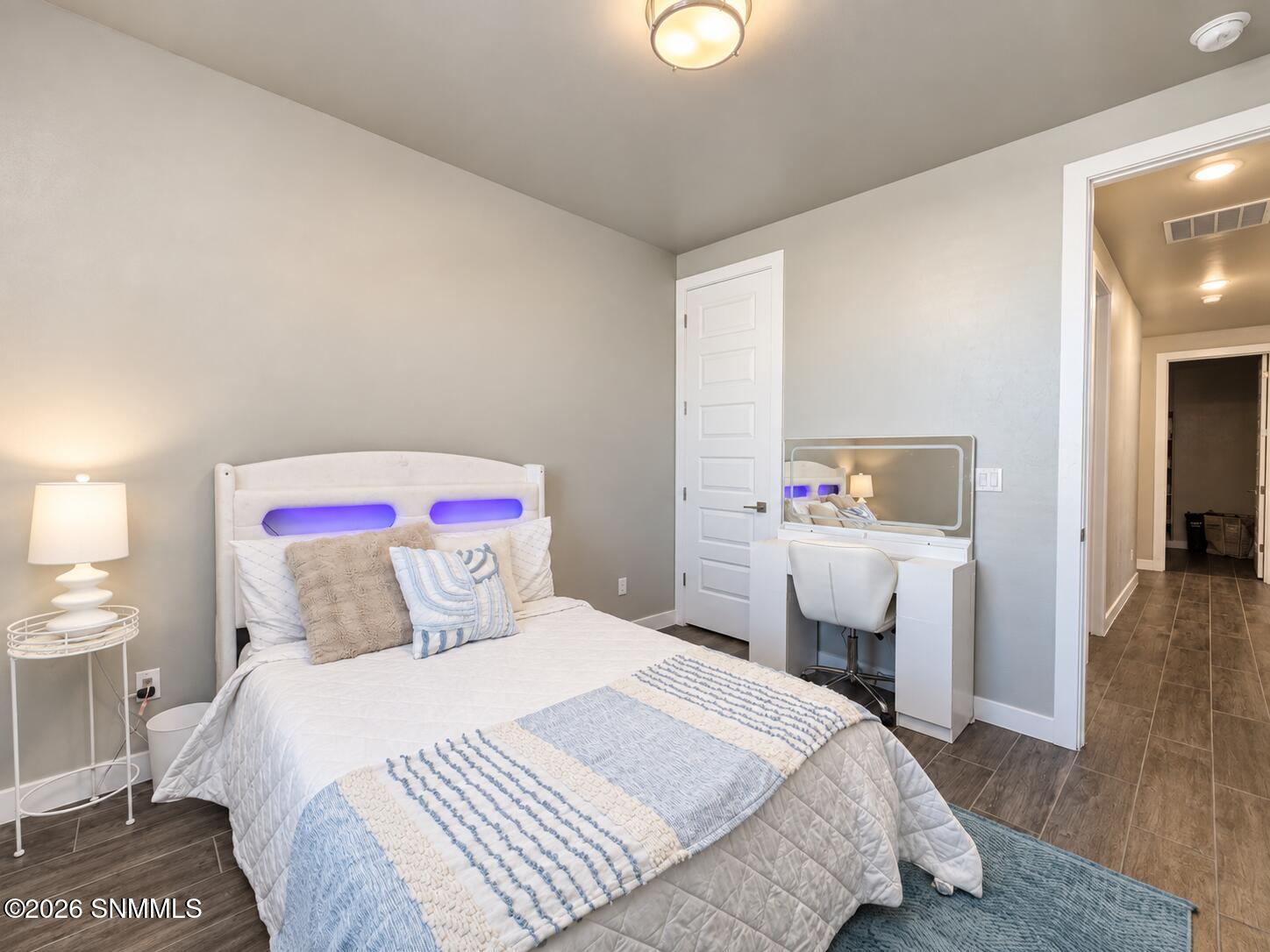Jericho bedroom 2