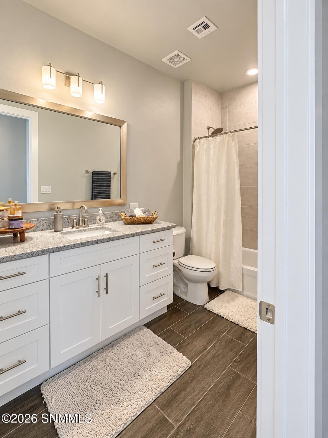 Jericho GuestBath2
