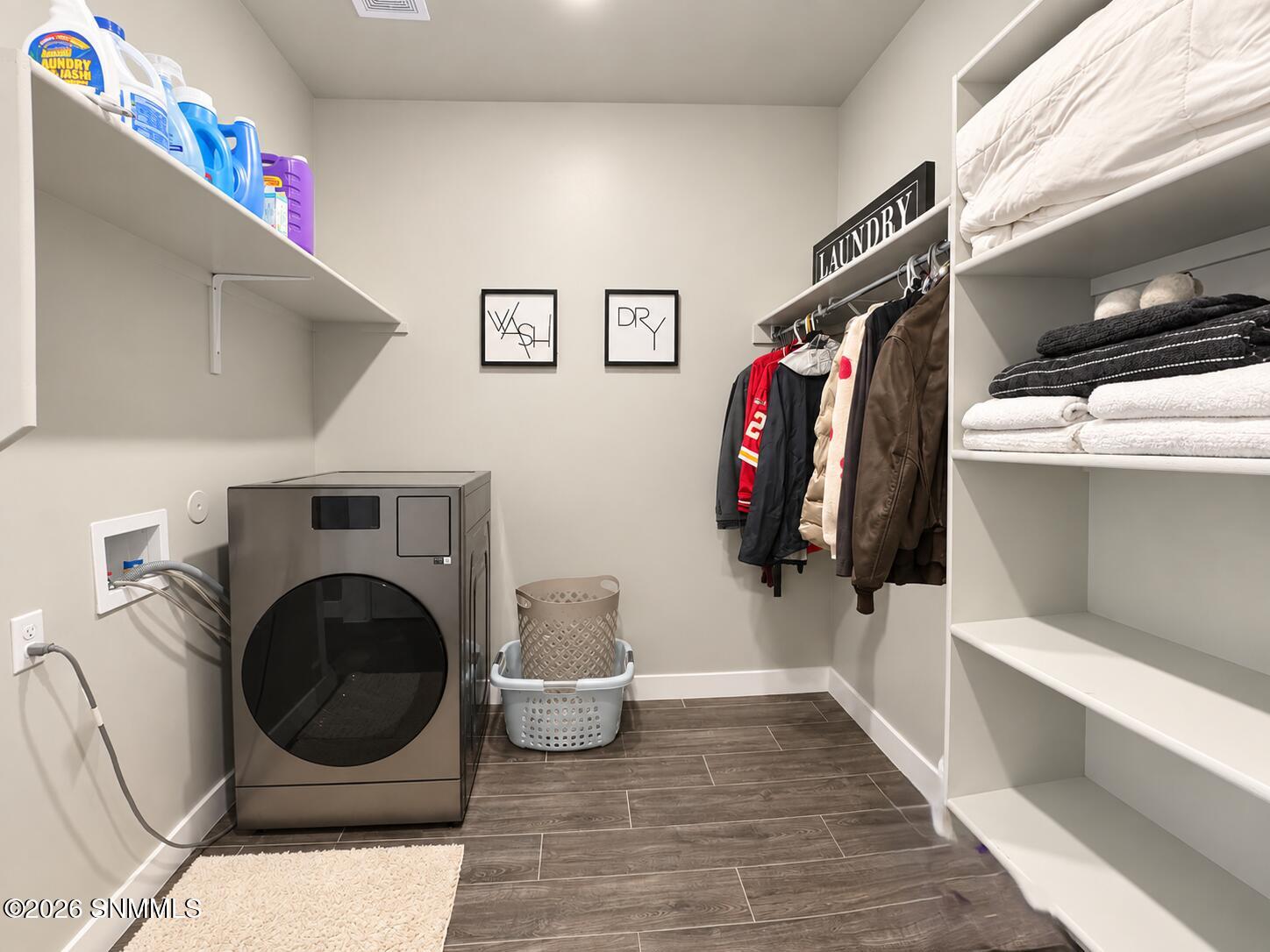 Jericho Laundry 2
