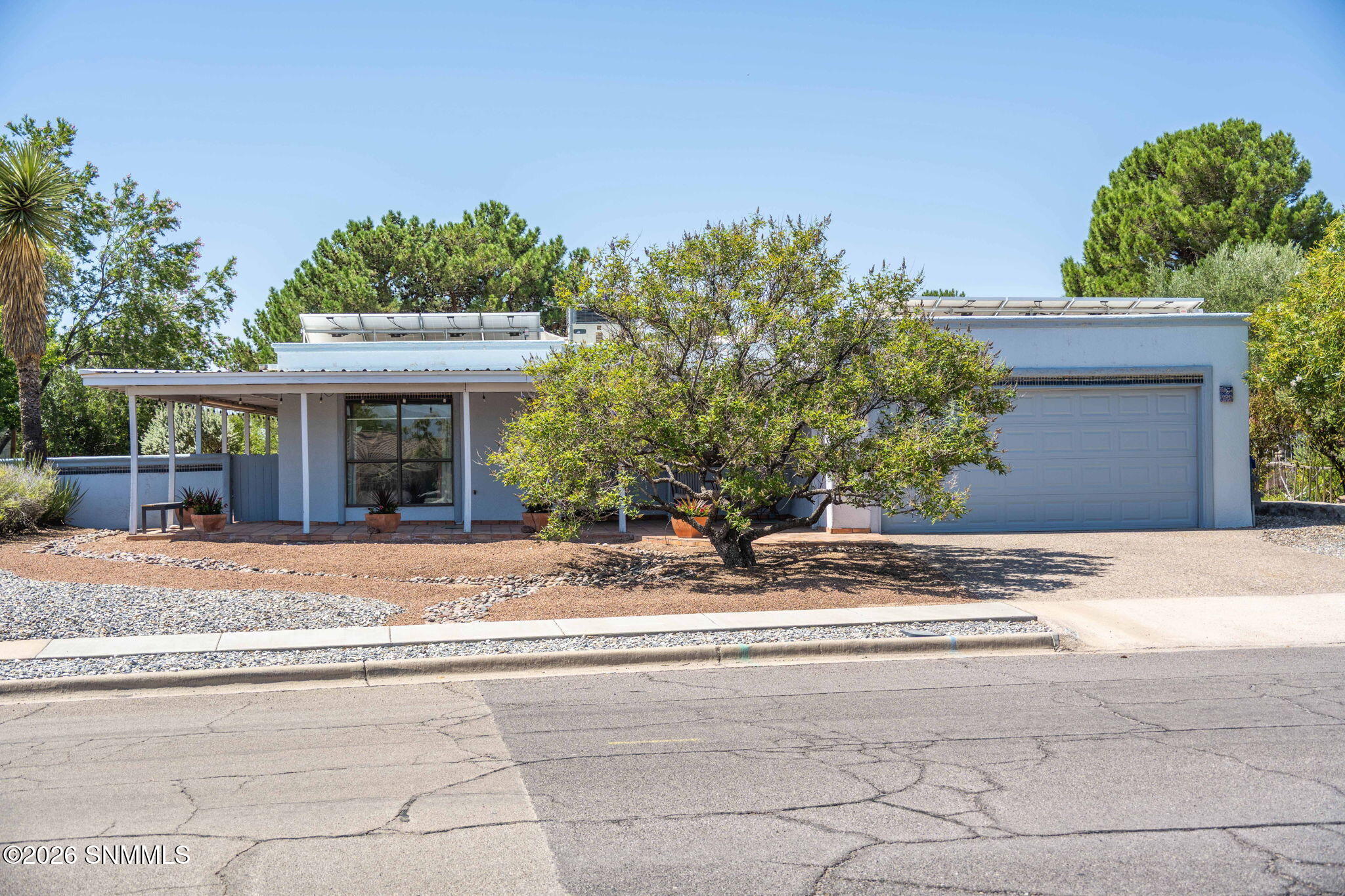 1-web-or-mls-Snappin Homes (Frontier640)