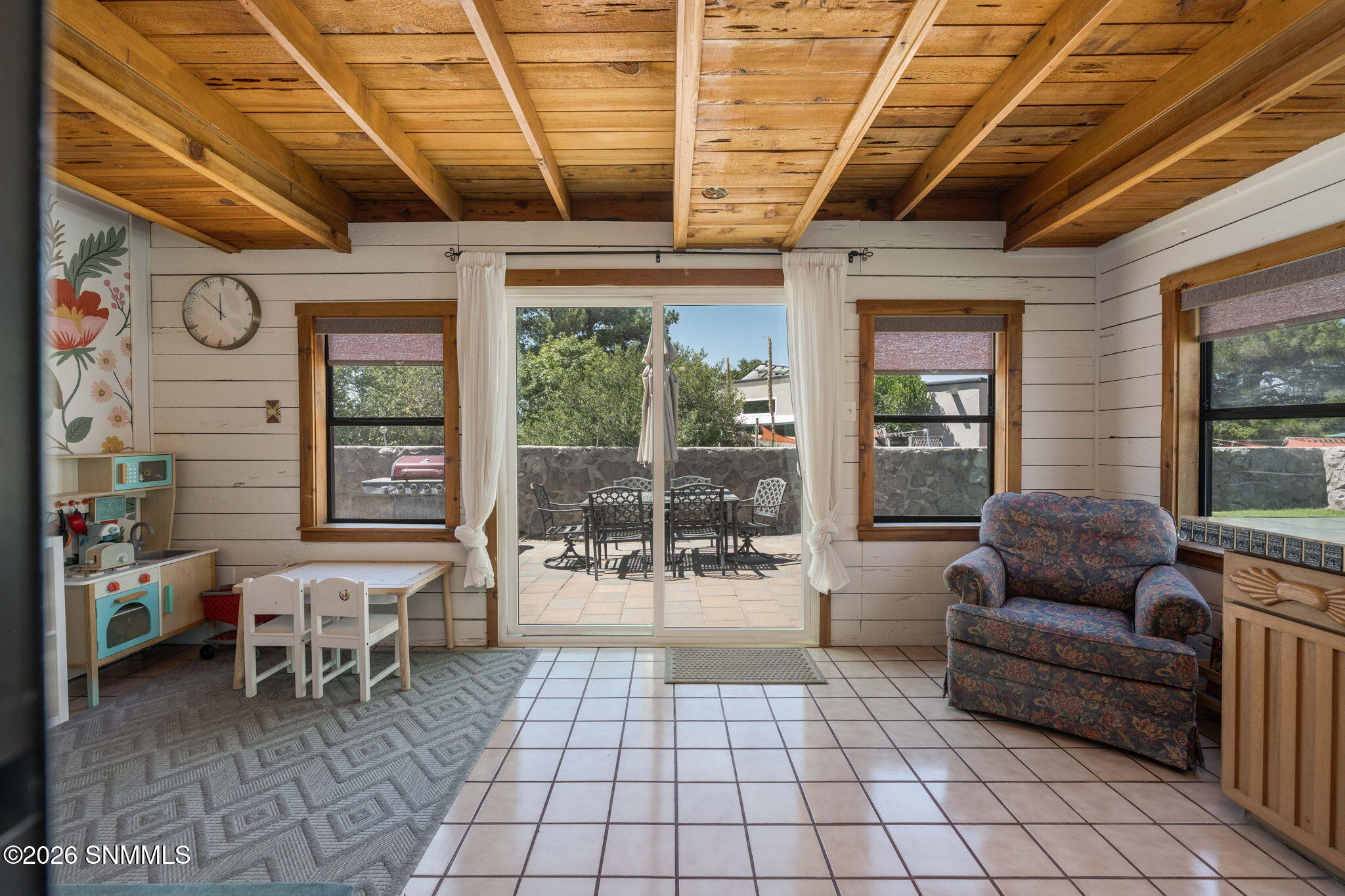 28-web-or-mls-Snappin Homes (Frontier640