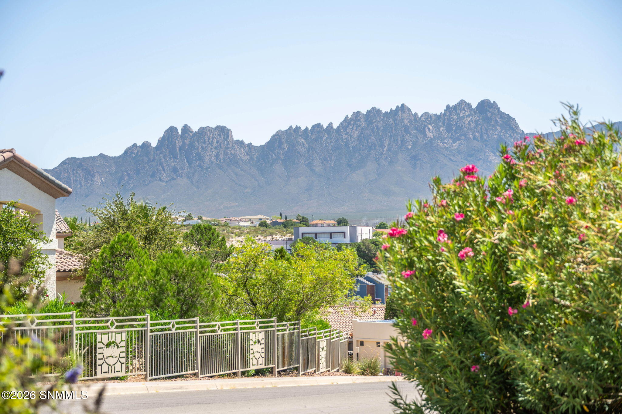 7-web-or-mls-Snappin Homes (Frontier640)