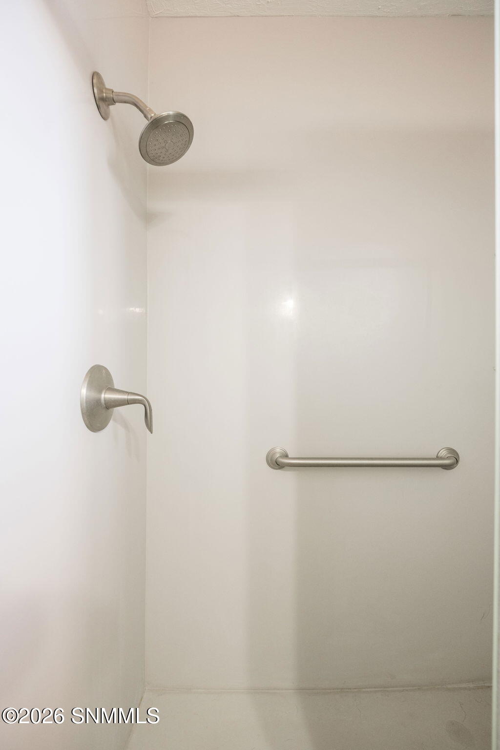 22-web-or-mls-Snappin Homes (Reposo5835)