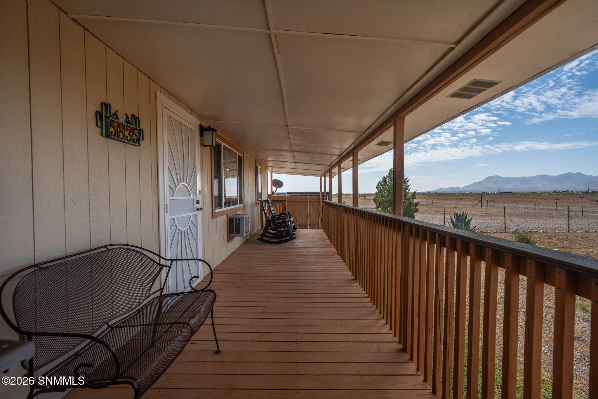 3-web-or-mls-Snappin Homes (Reposo5835)-