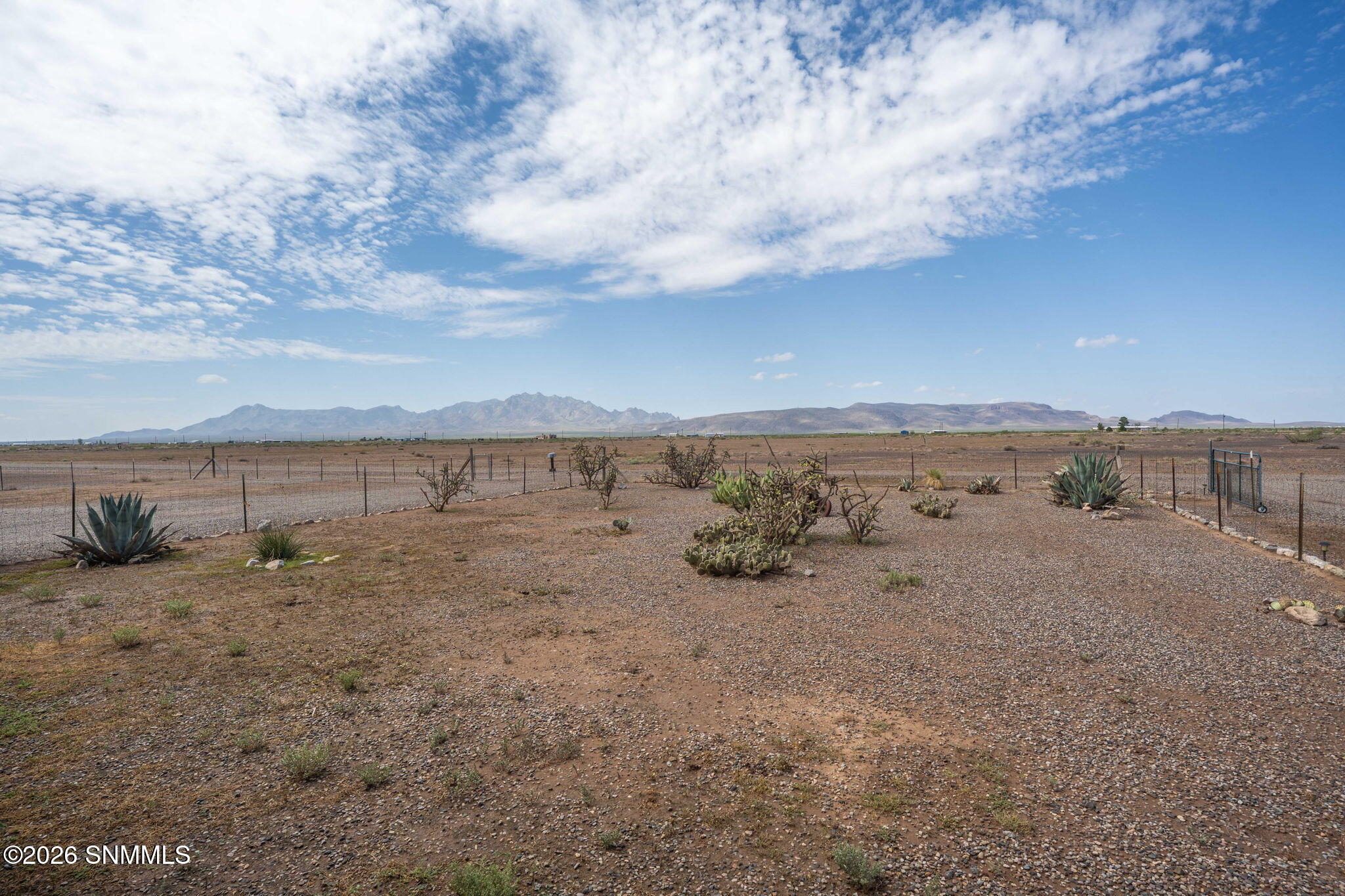 5-web-or-mls-Snappin Homes (Reposo5835)-
