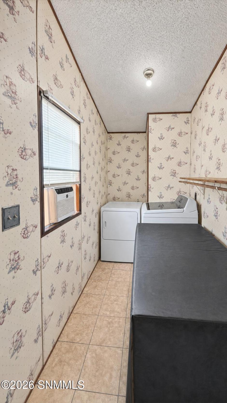 PATINO REAL ESTATE - 23 - Laundry Room 2