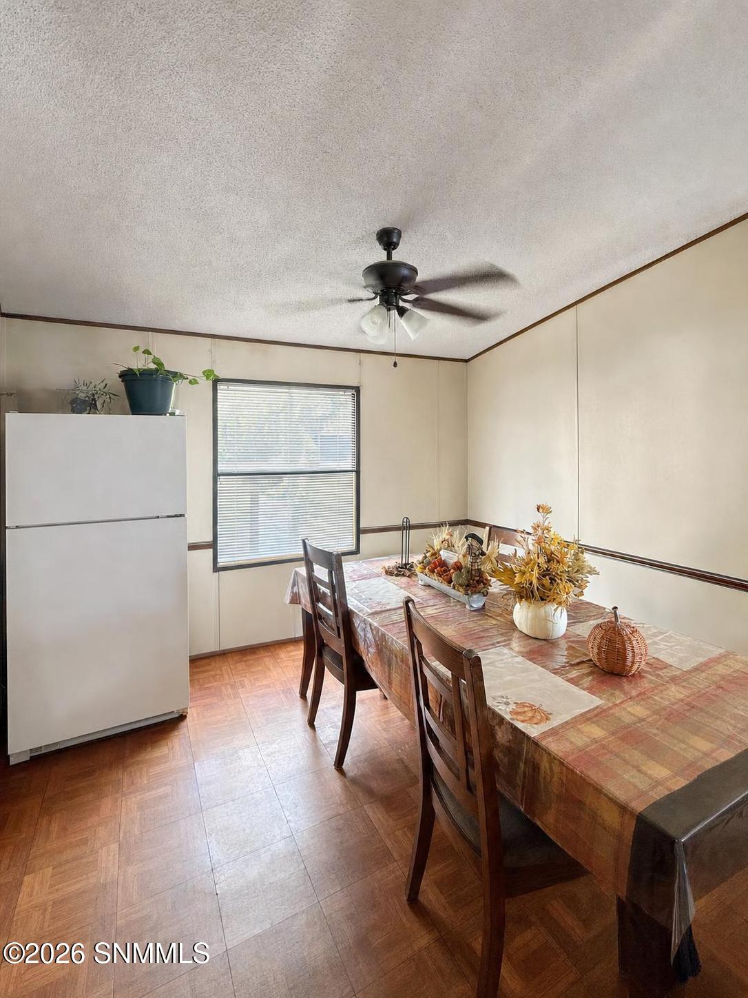 PATINO REAL ESTATE - 04 - Dining Room 2