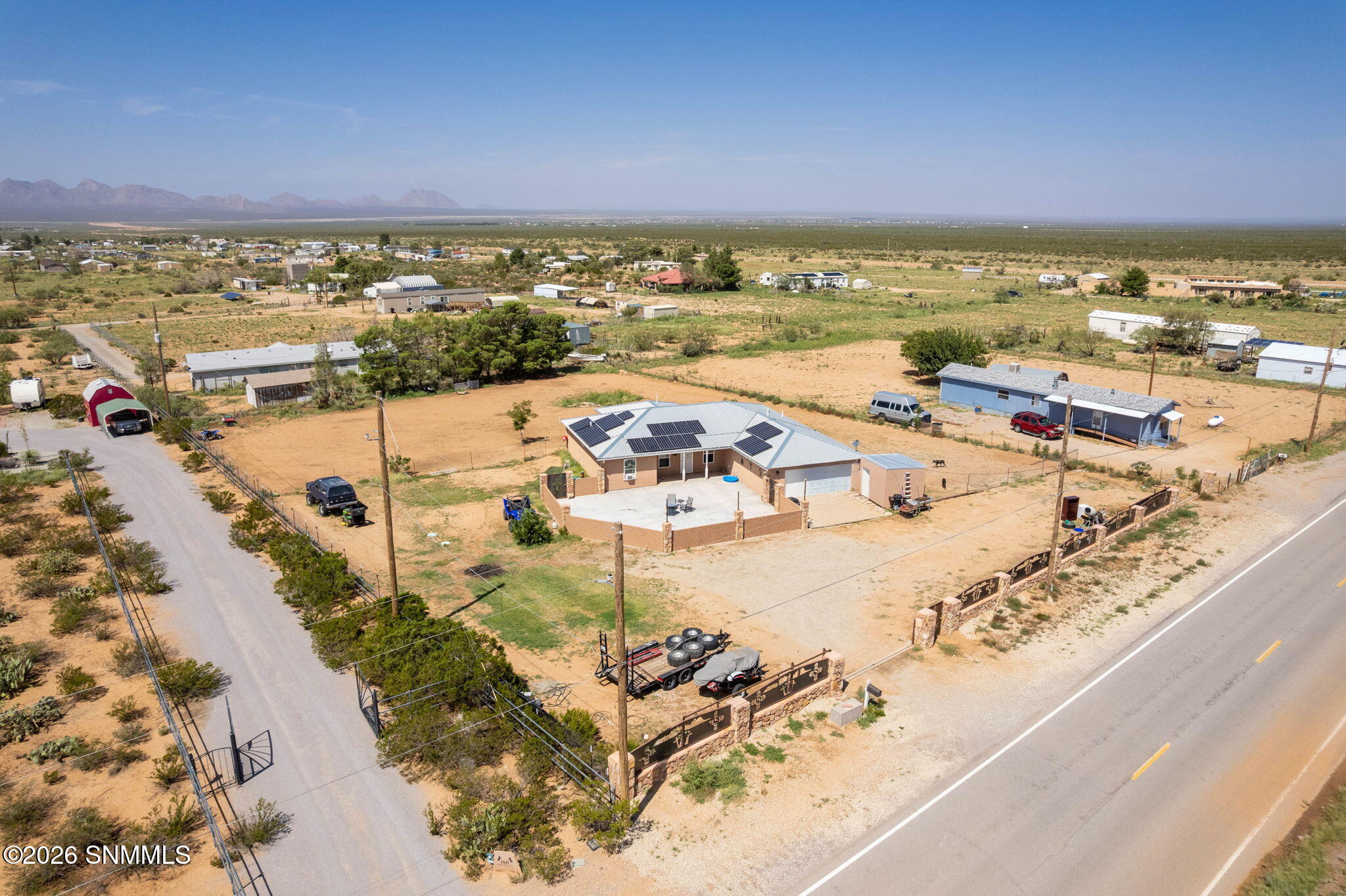 2-web-or-mls-Snappin Homes (Brahman7245)