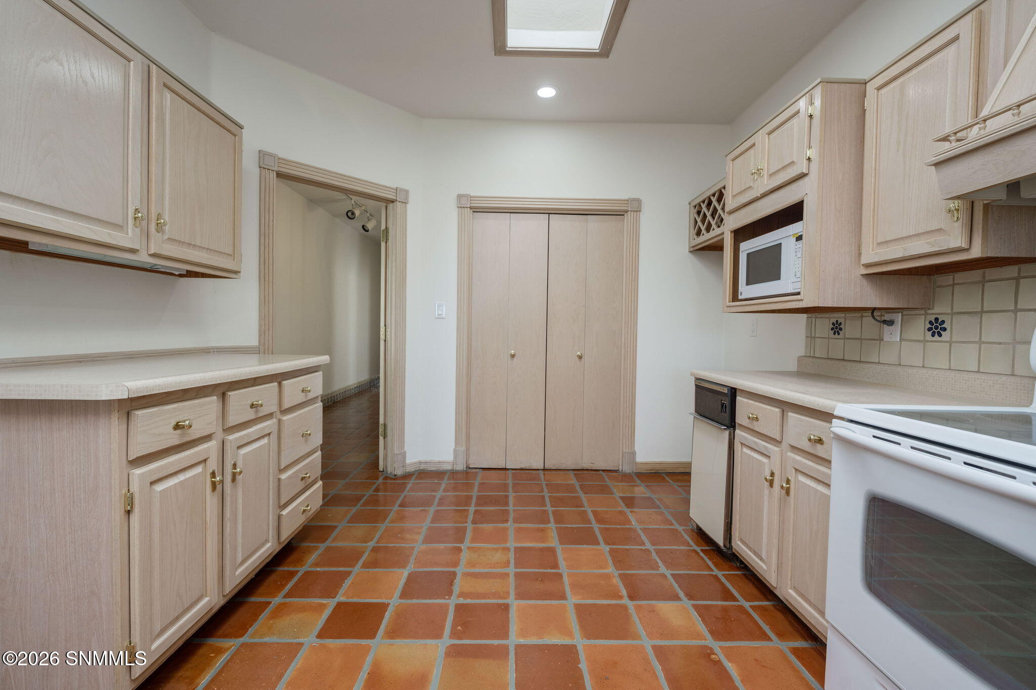 14-web-or-mls-Snappin Homes (CaminoBlanc