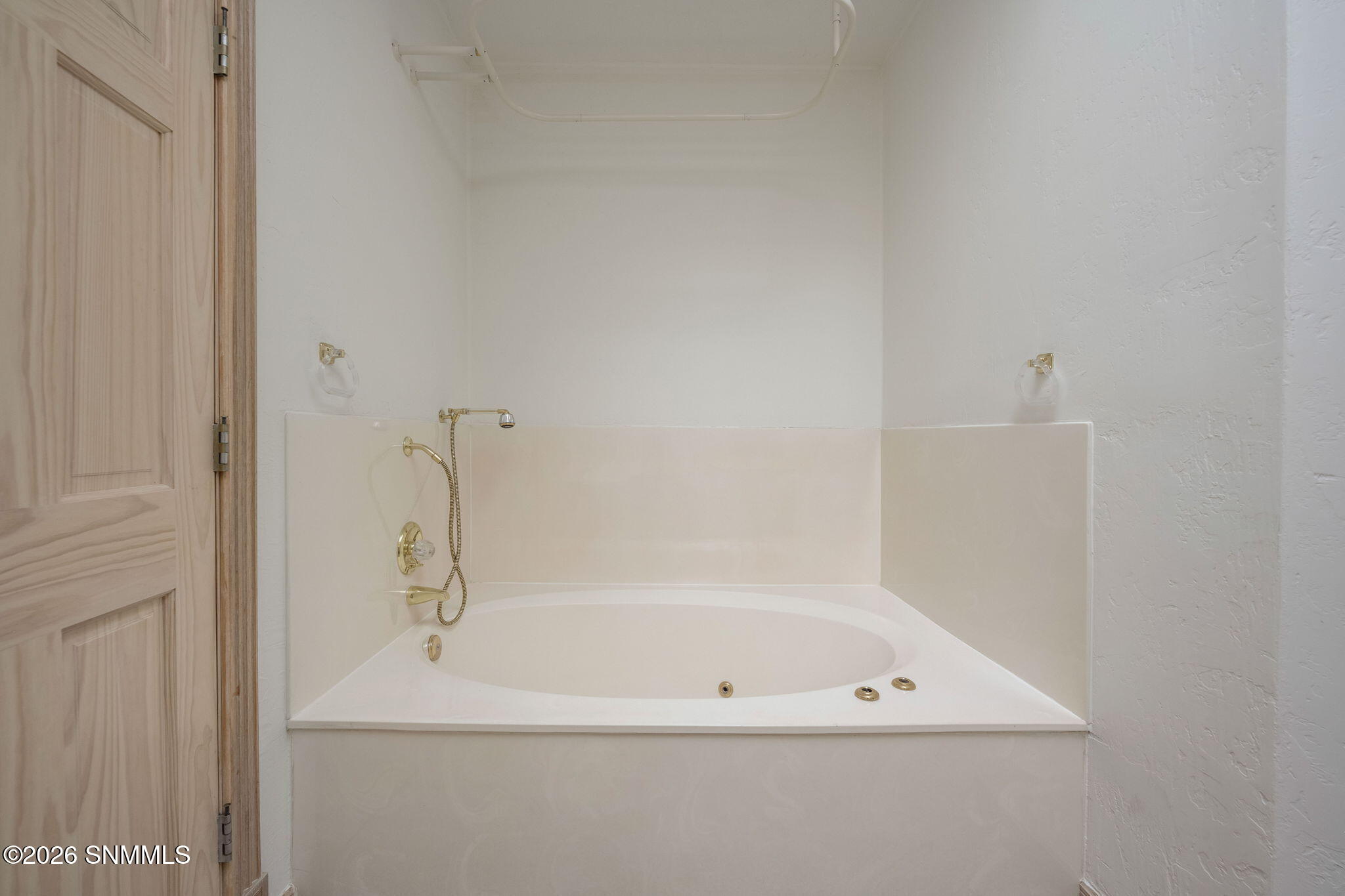 27-web-or-mls-Snappin Homes (CaminoBlanc