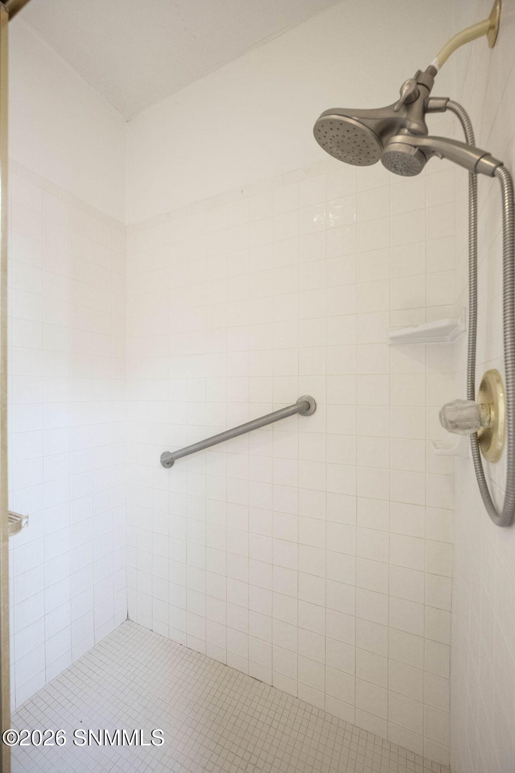 28-web-or-mls-Snappin Homes (CaminoBlanc