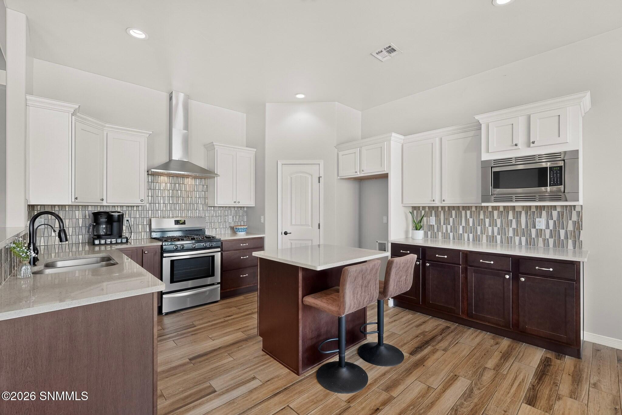 3dcasas-4669-mesa-rico-dr-021