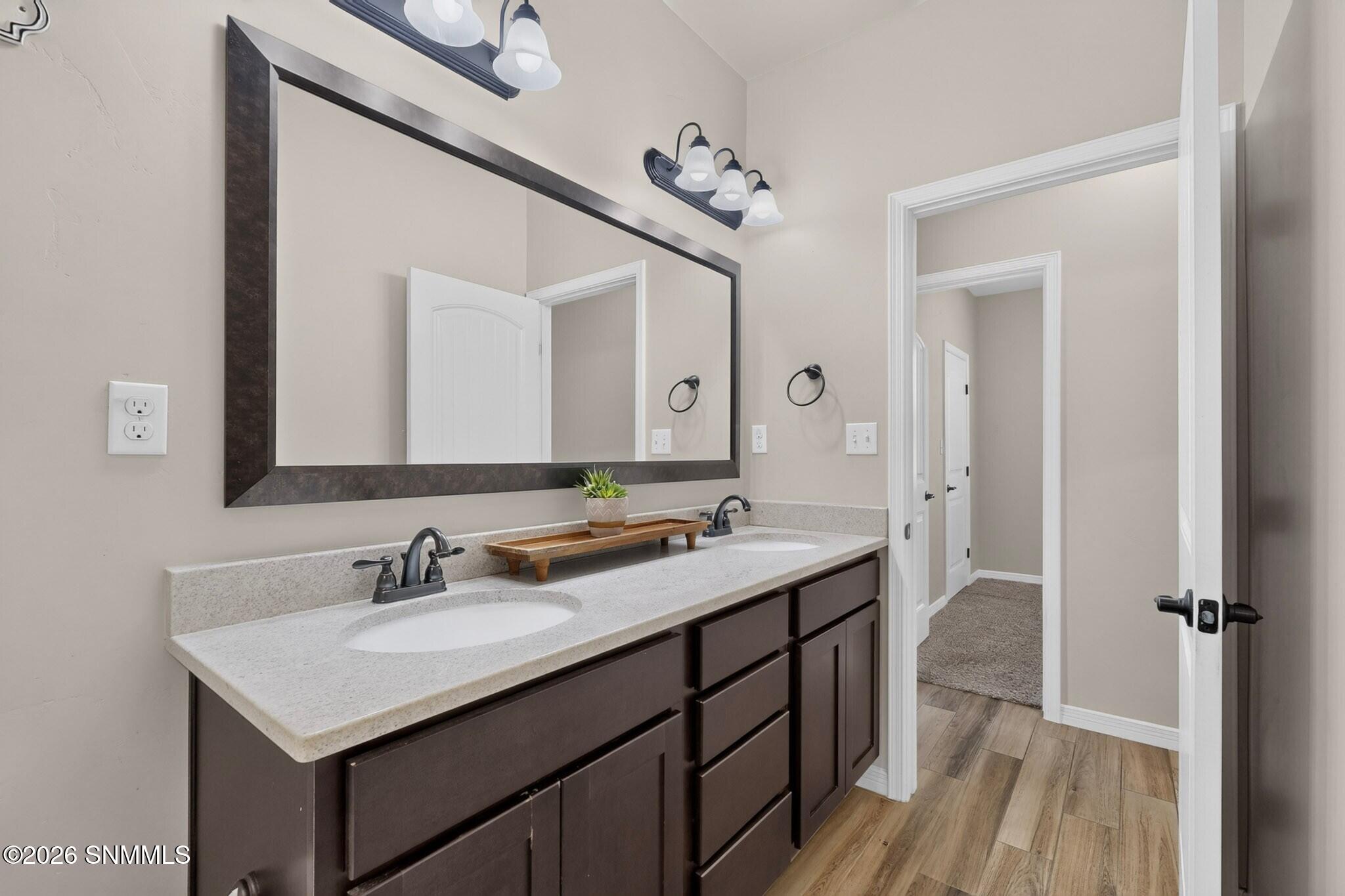 3dcasas-4669-mesa-rico-dr-041
