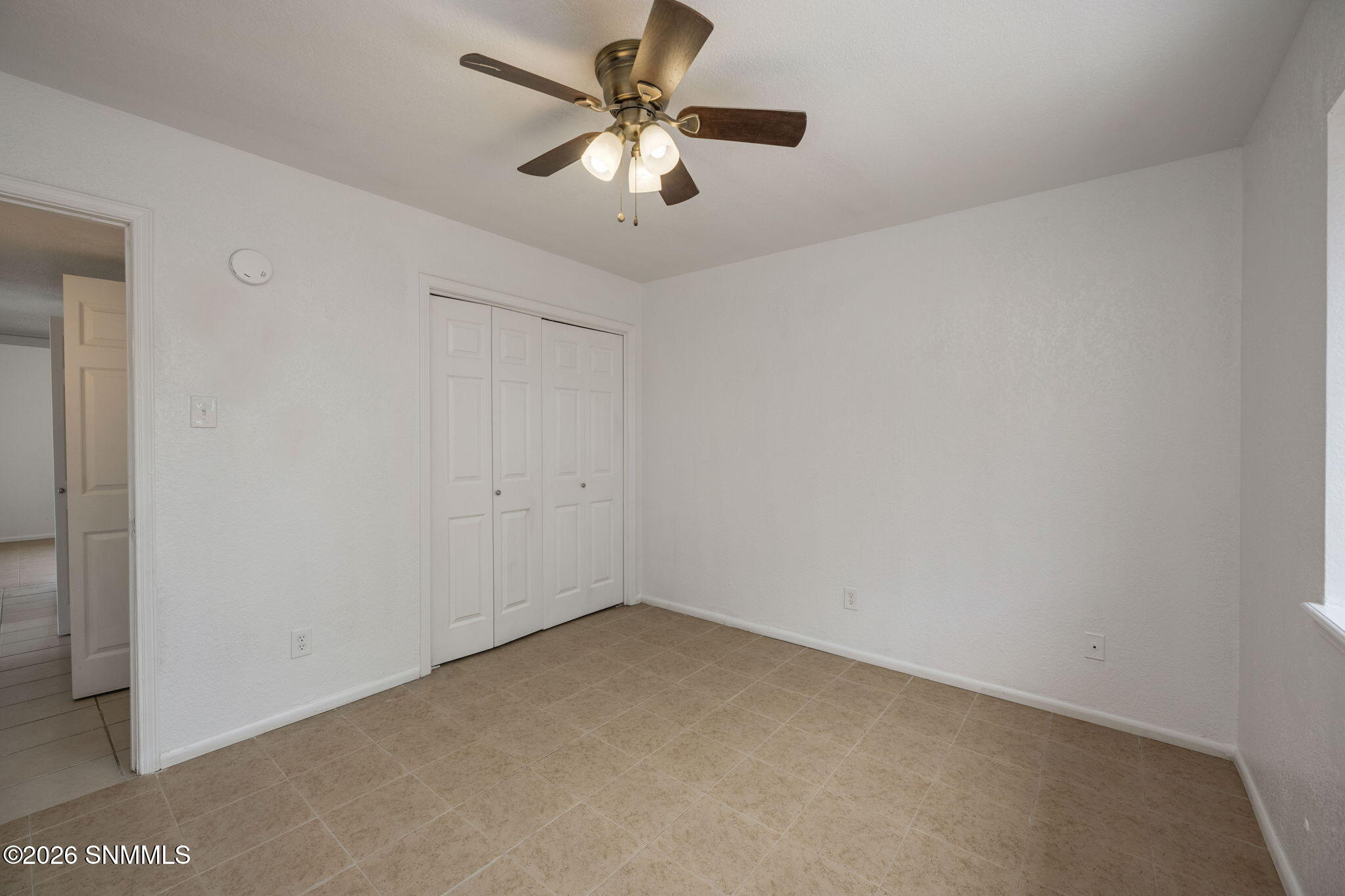 10-web-or-mls-Snappin Homes (Stanford203