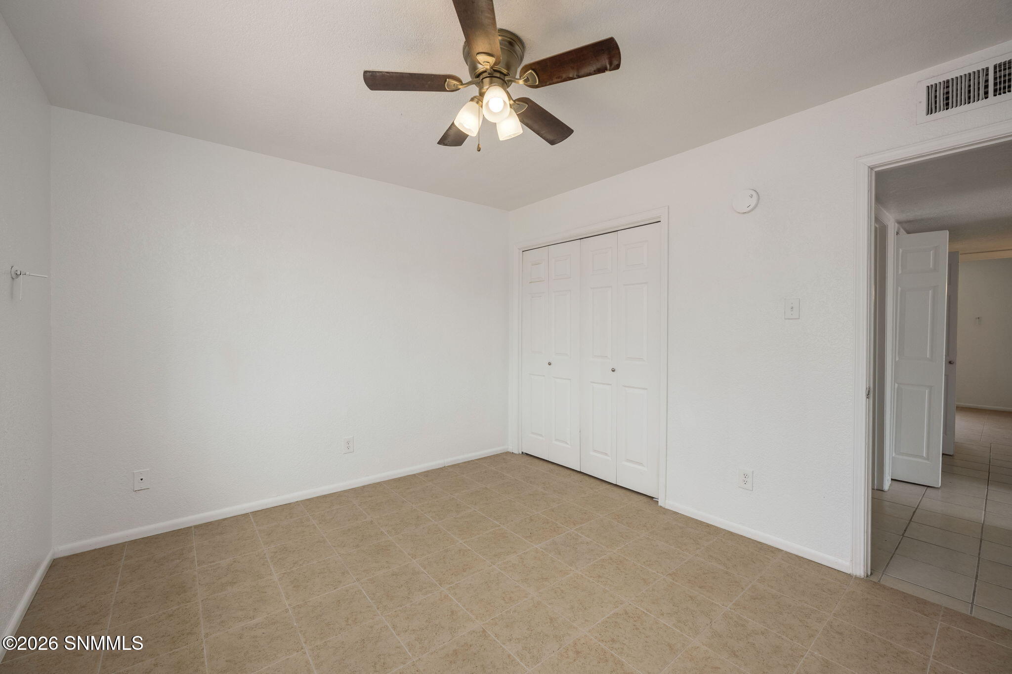 15-web-or-mls-Snappin Homes (Stanford203