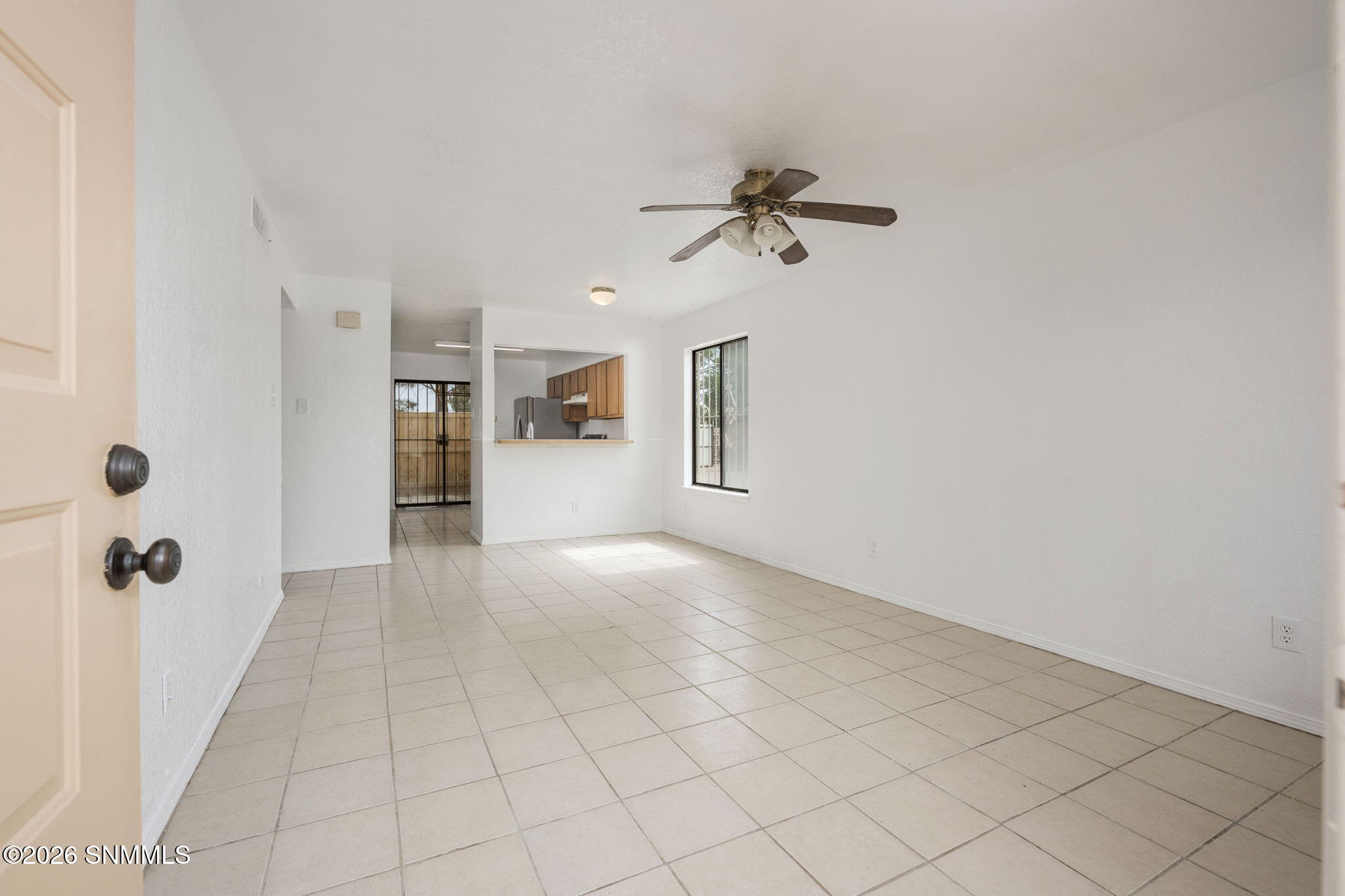 2-web-or-mls-Snappin Homes (Stanford2039