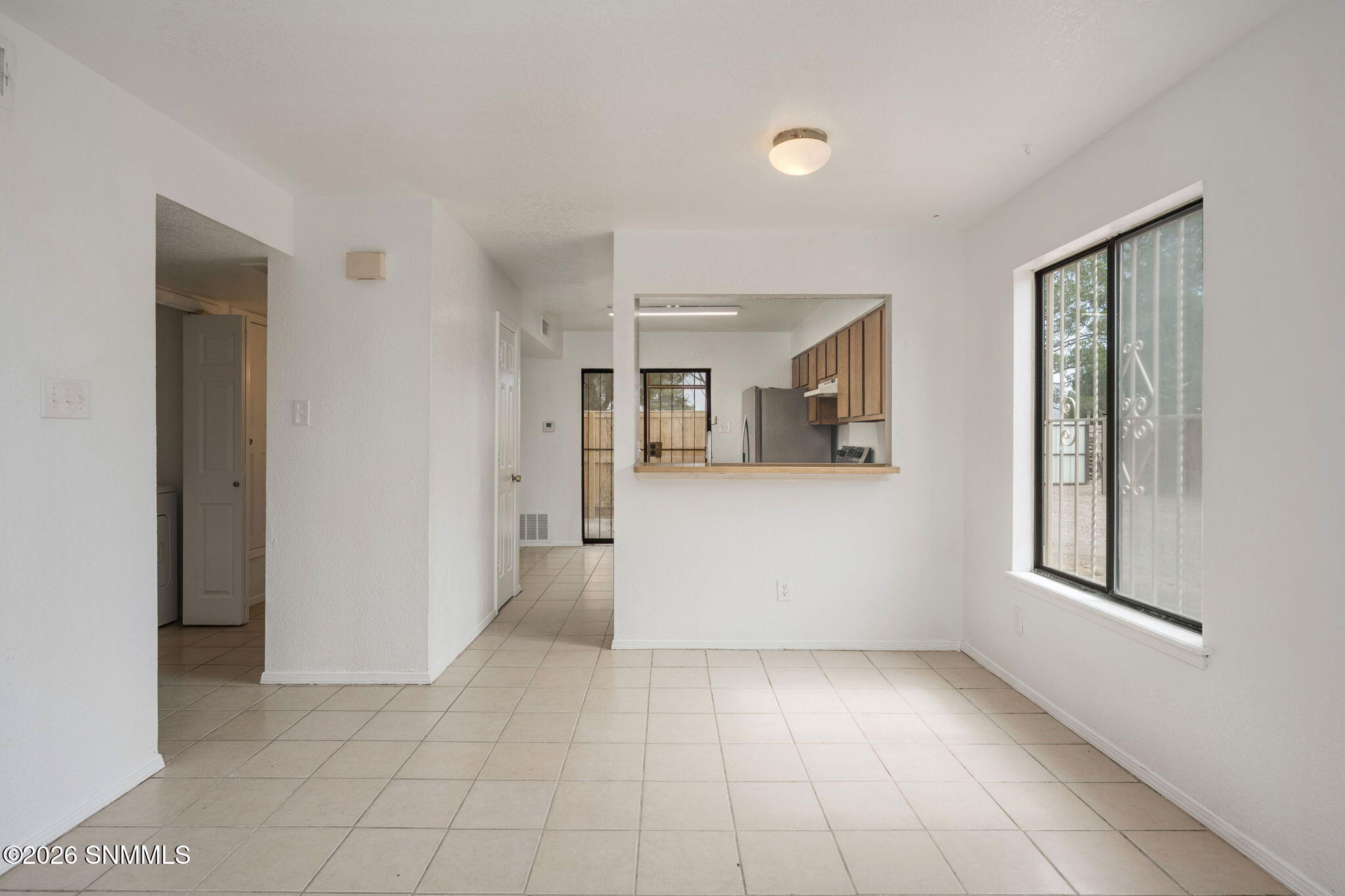 5-web-or-mls-Snappin Homes (Stanford2039