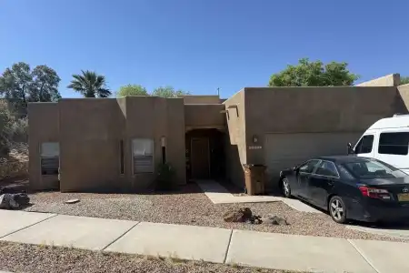 2220 Dakota Drive, Las Cruces, New Mexico 88011, ,Residential Income,For Sale,Dakota,2603001