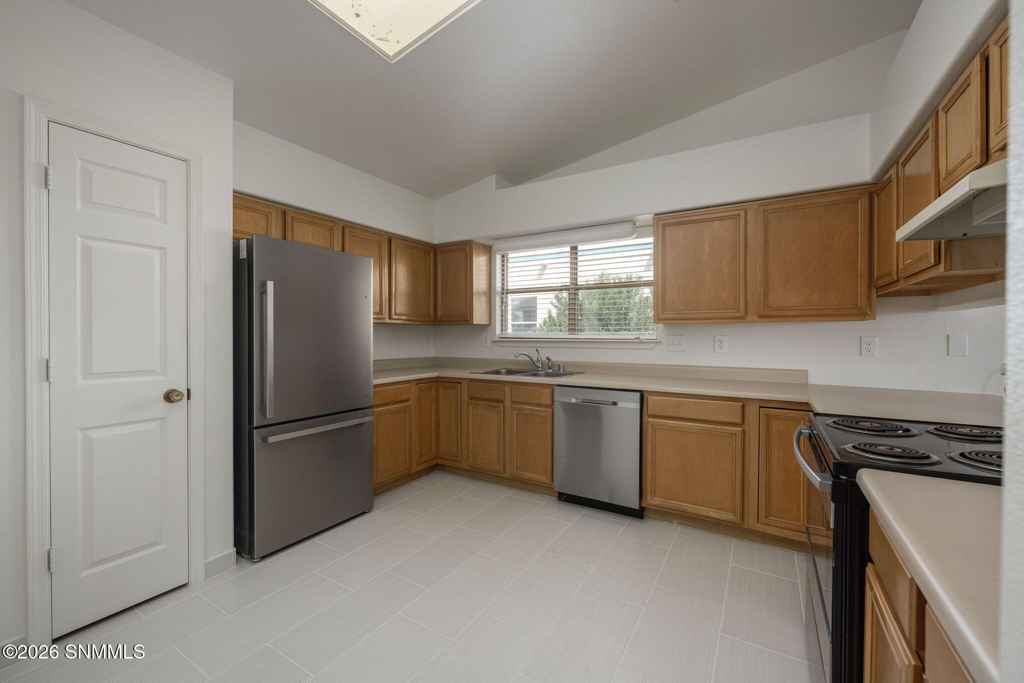 12-web-or-mls-Snappin Homes (Fran1032)-1