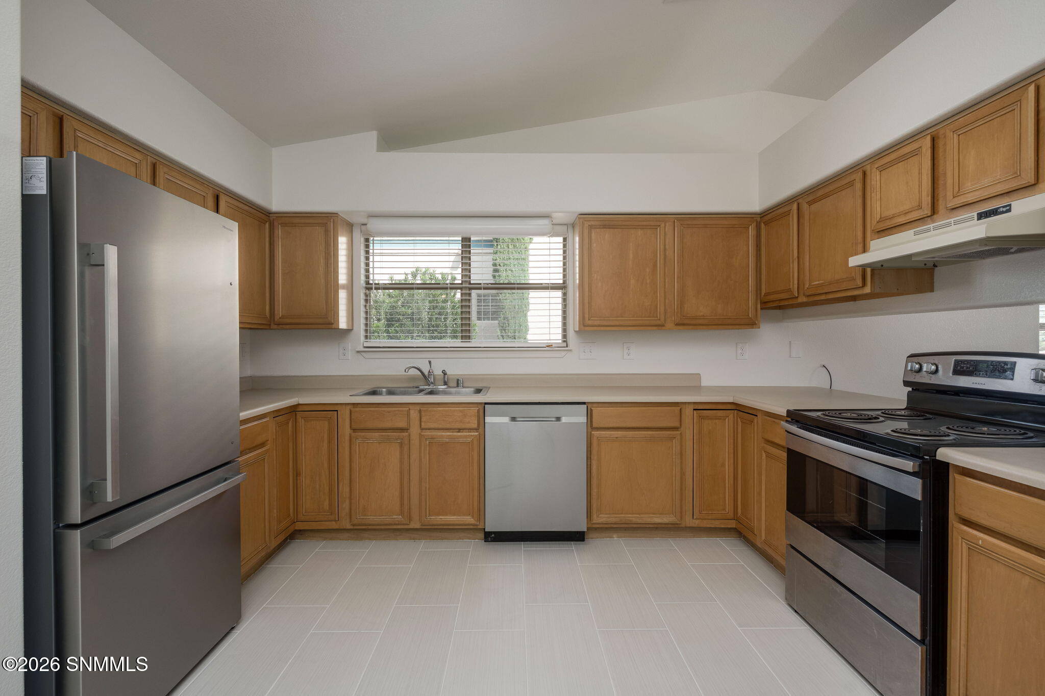 13-web-or-mls-Snappin Homes (Fran1032)-1