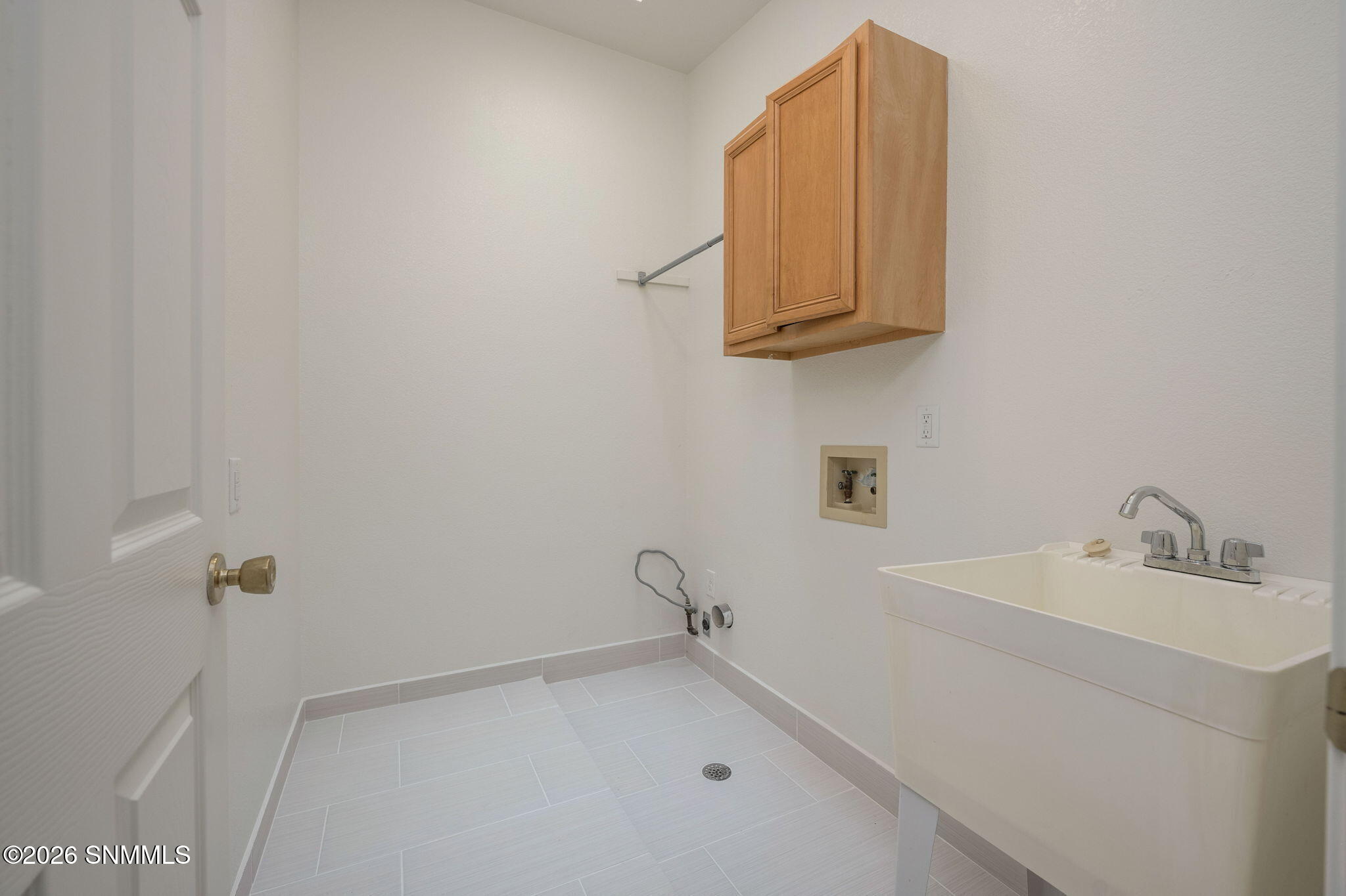 15-web-or-mls-Snappin Homes (Fran1032)-1