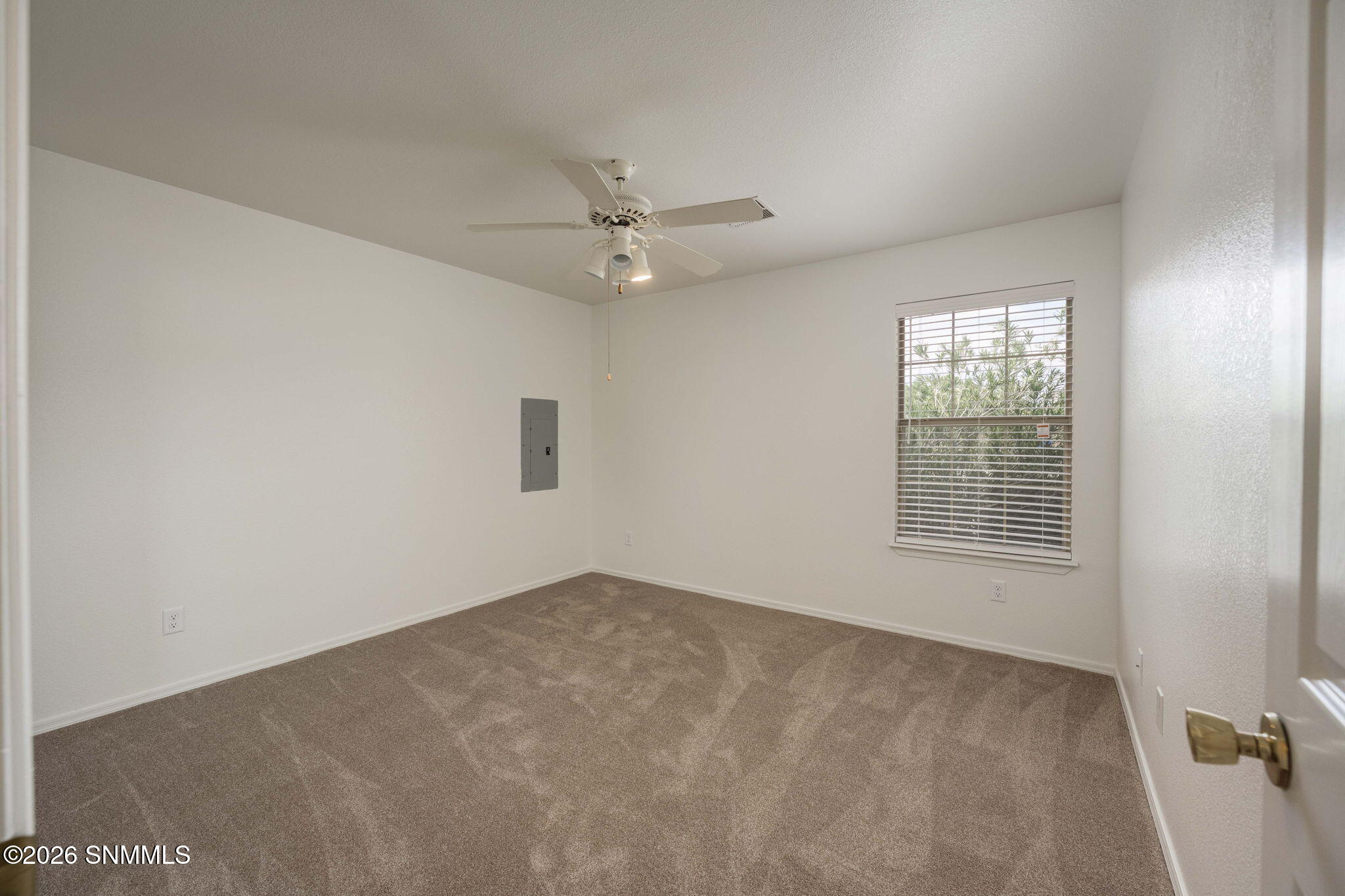 26-web-or-mls-Snappin Homes (Fran1032)-2