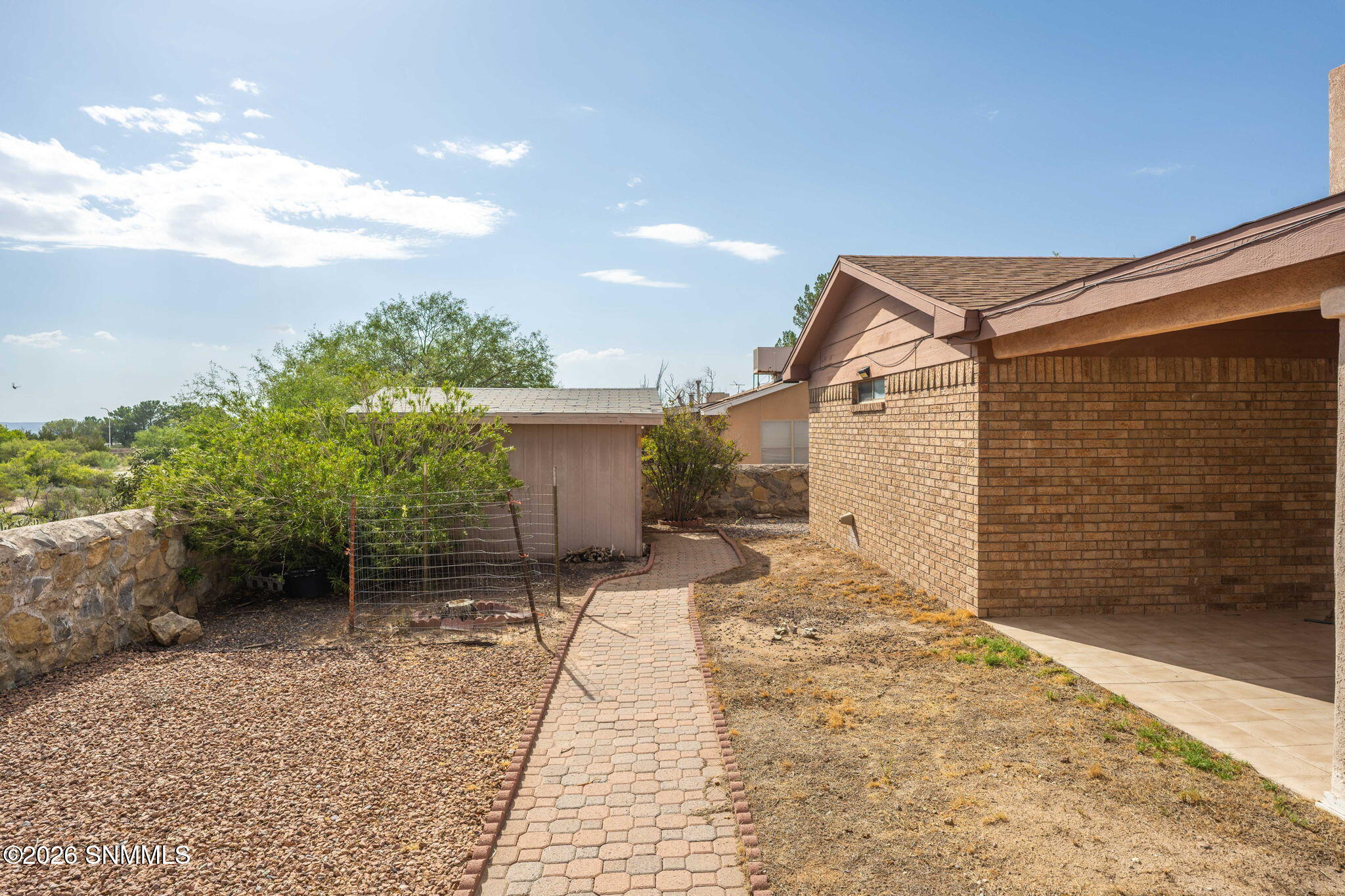 32-web-or-mls-Snappin Homes (Fran1032)-3