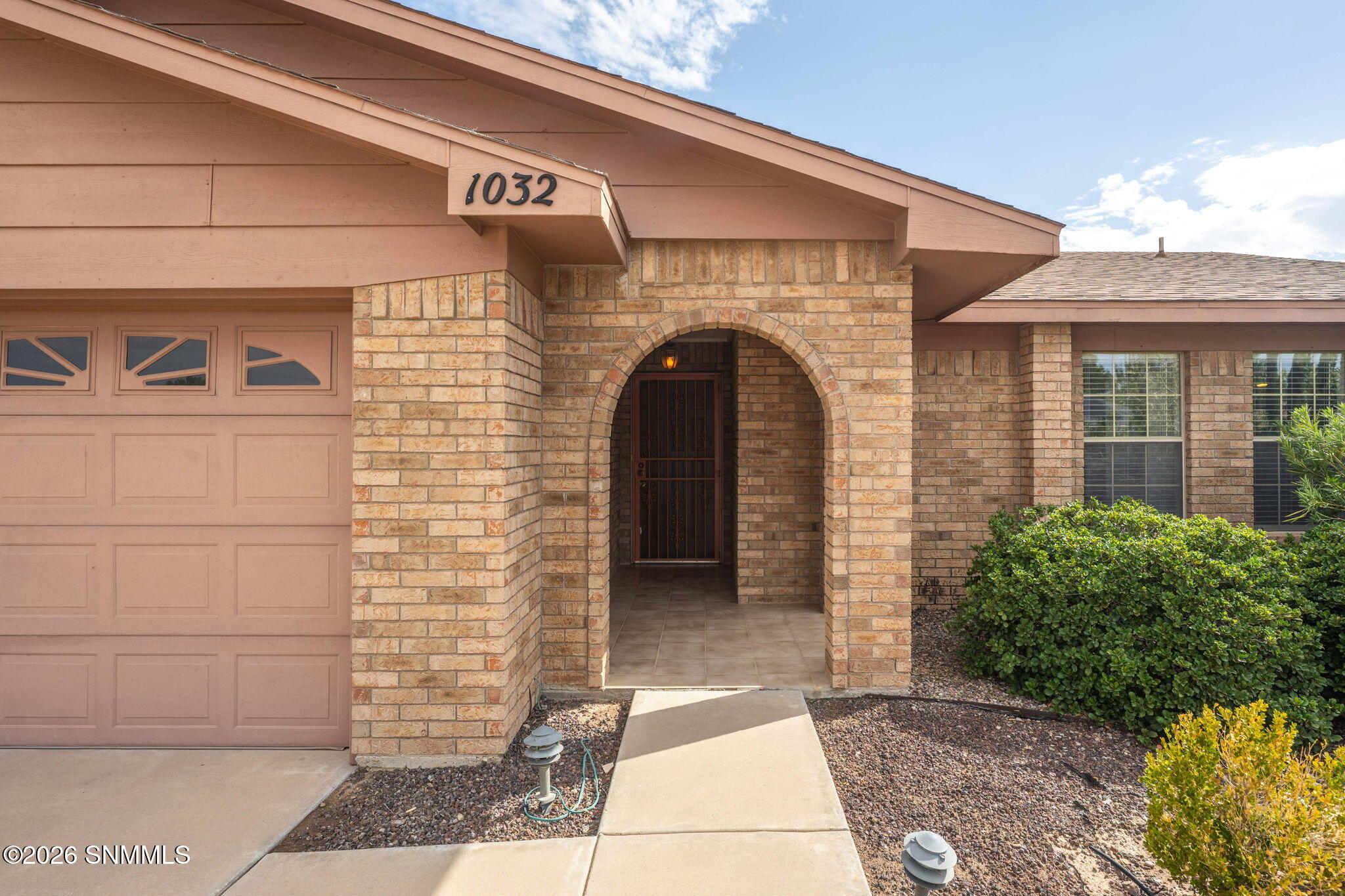 4-web-or-mls-Snappin Homes (Fran1032)-4