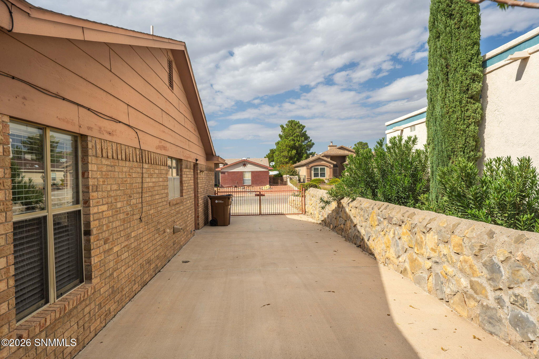 38-web-or-mls-Snappin Homes (Fran1032)-3