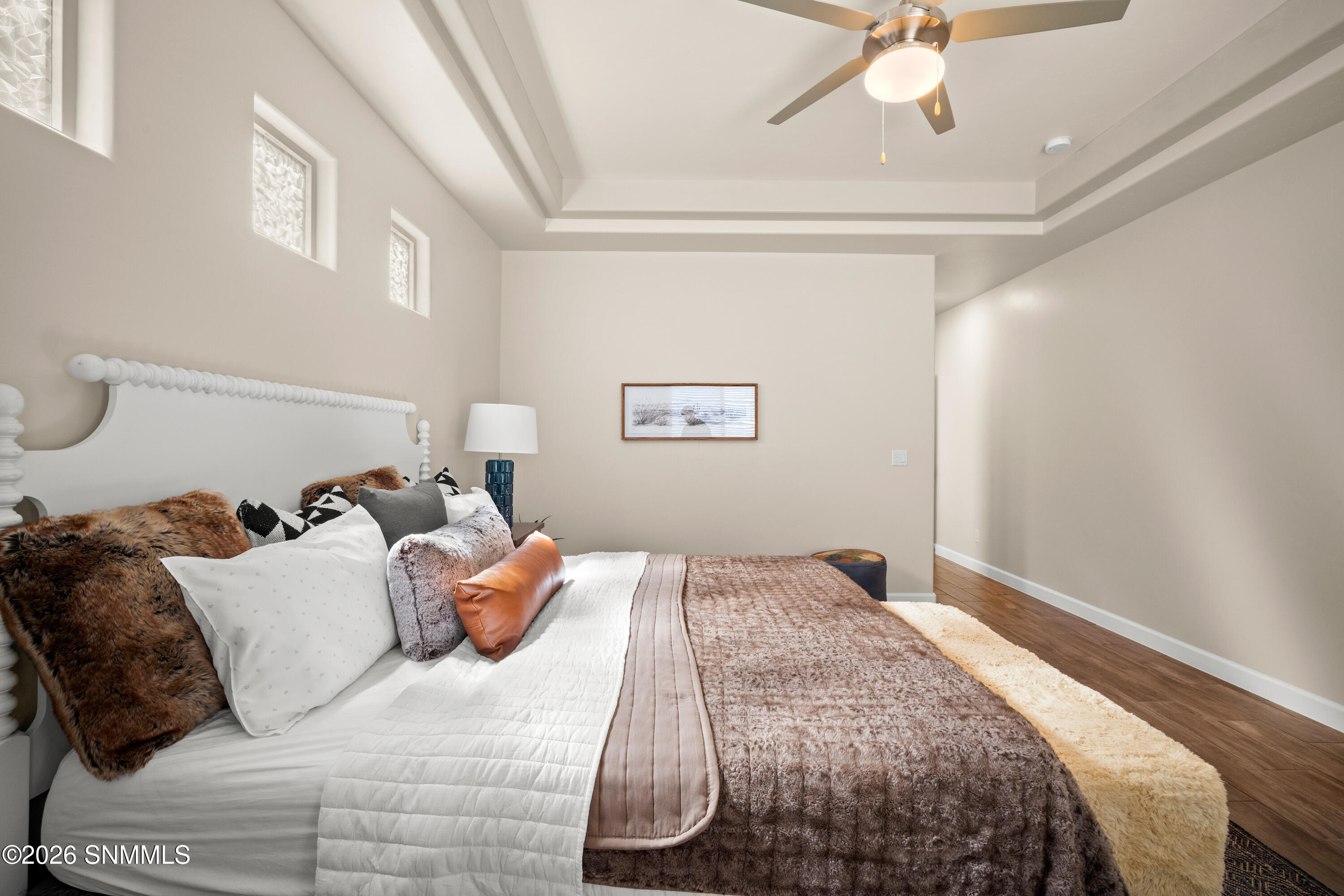 6840-Electra-Ave-MLS-Camera-Guy-46
