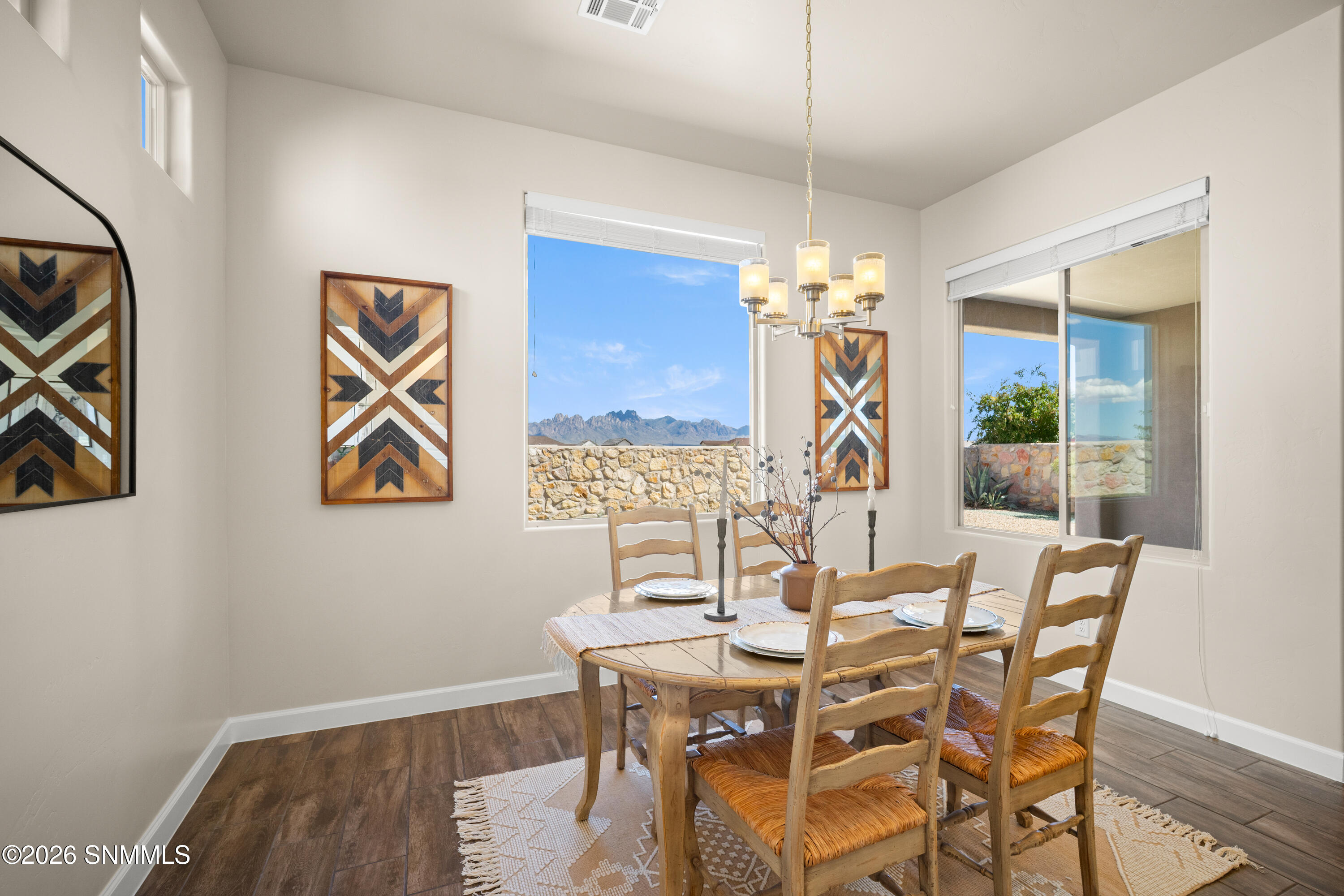 6840-Electra-Ave-MLS-Camera-Guy-16