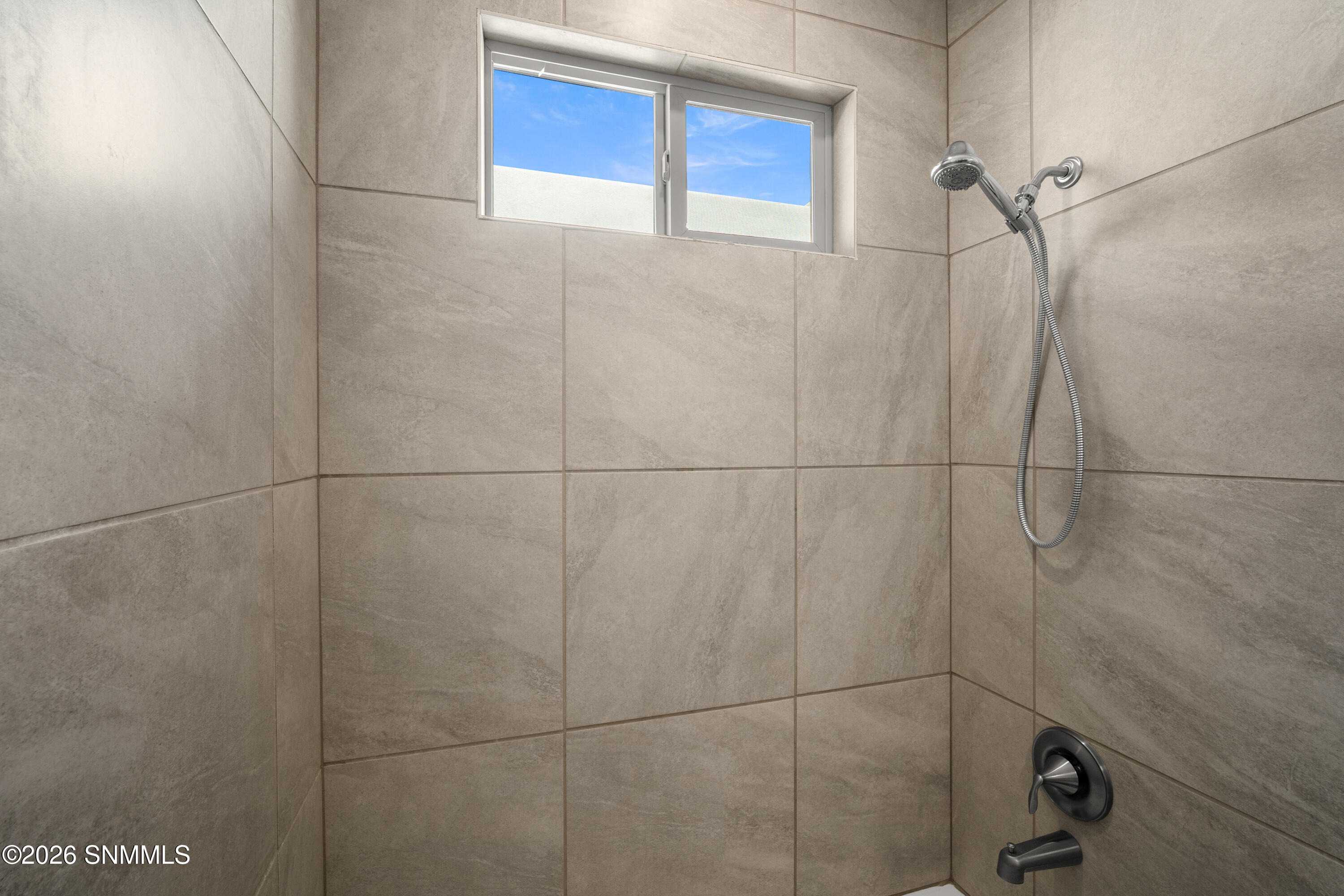 6840-Electra-Ave-MLS-Camera-Guy-35