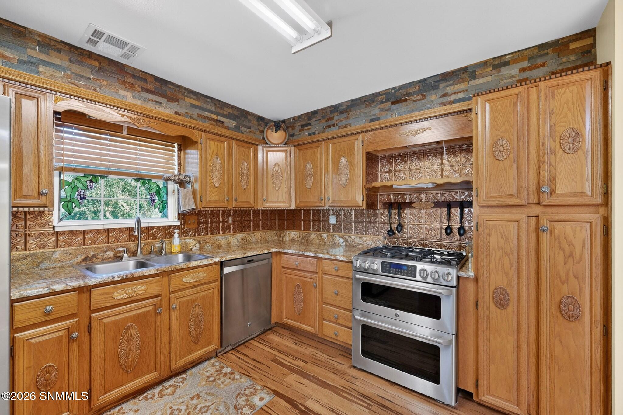 3dcasas-1915-myrtle-ave-013