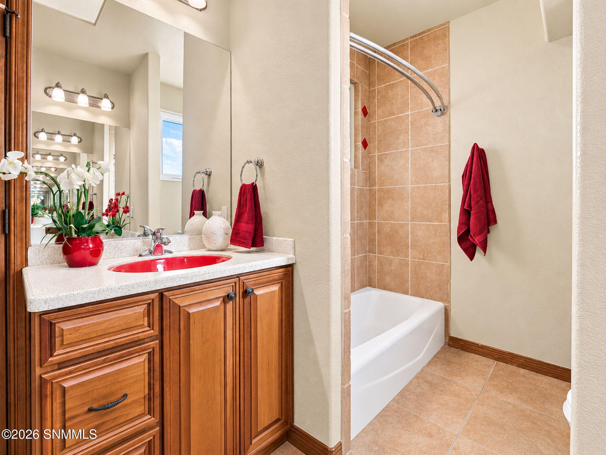 26-web-or-mls-Interior_3