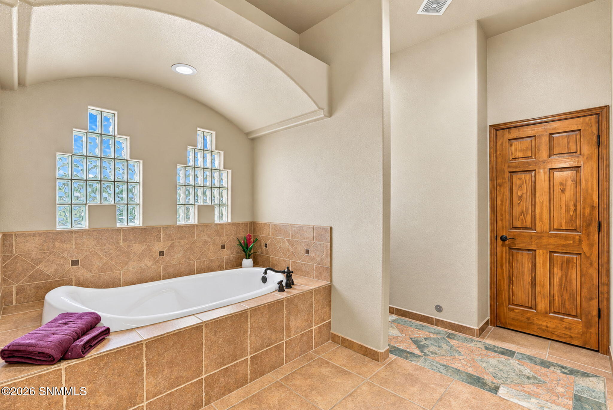 40-web-or-mls-Interior_17