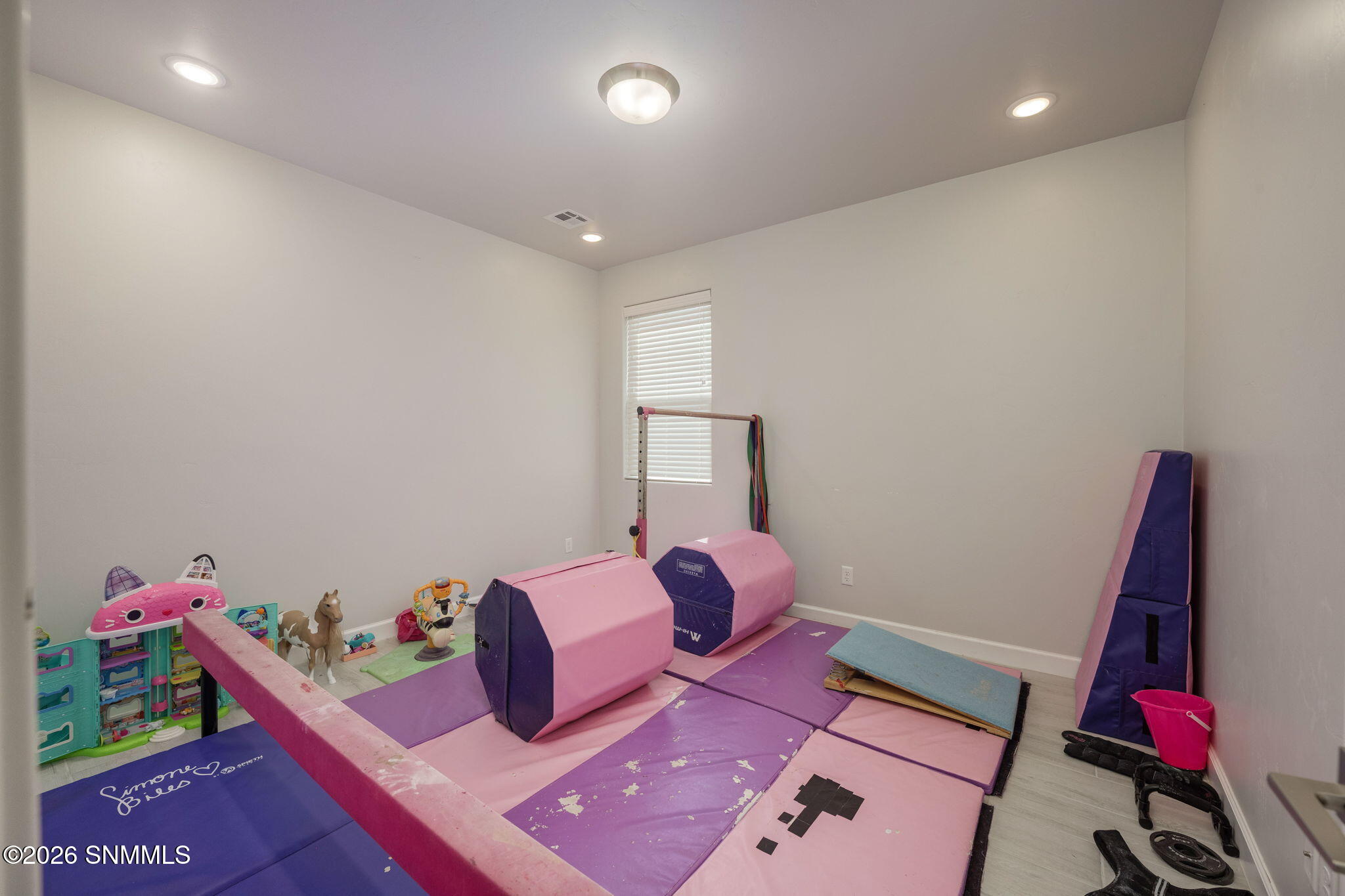 33-web-or-mls-Snappin Homes (Marisa393)-