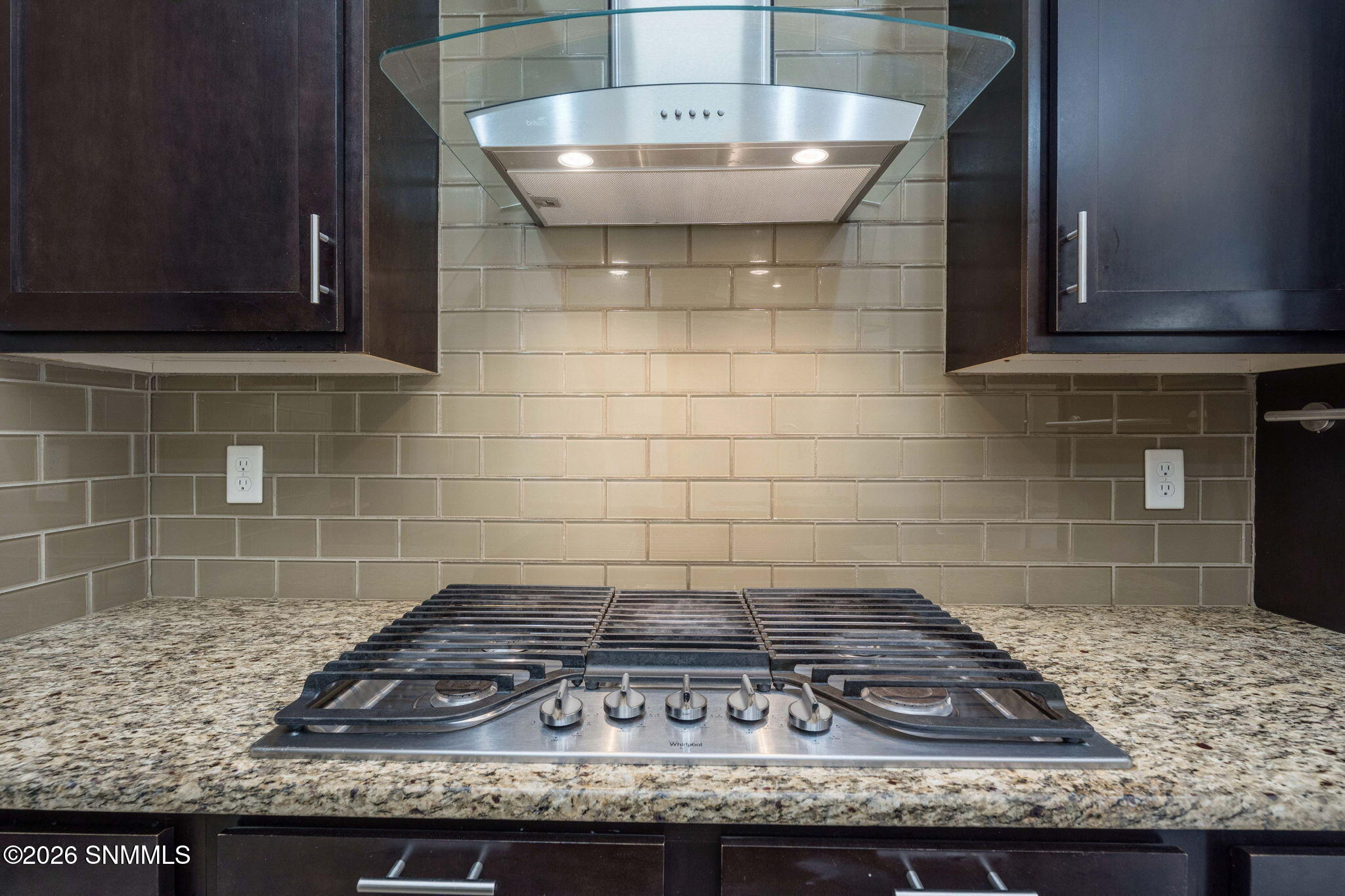 12-web-or-mls-Snappin Homes (VillaNapoli