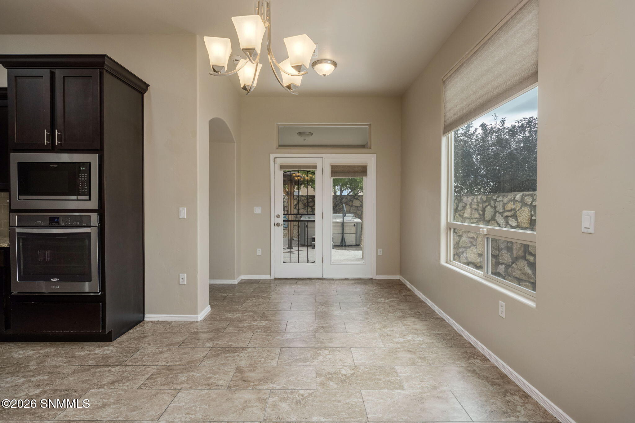 14-web-or-mls-Snappin Homes (VillaNapoli