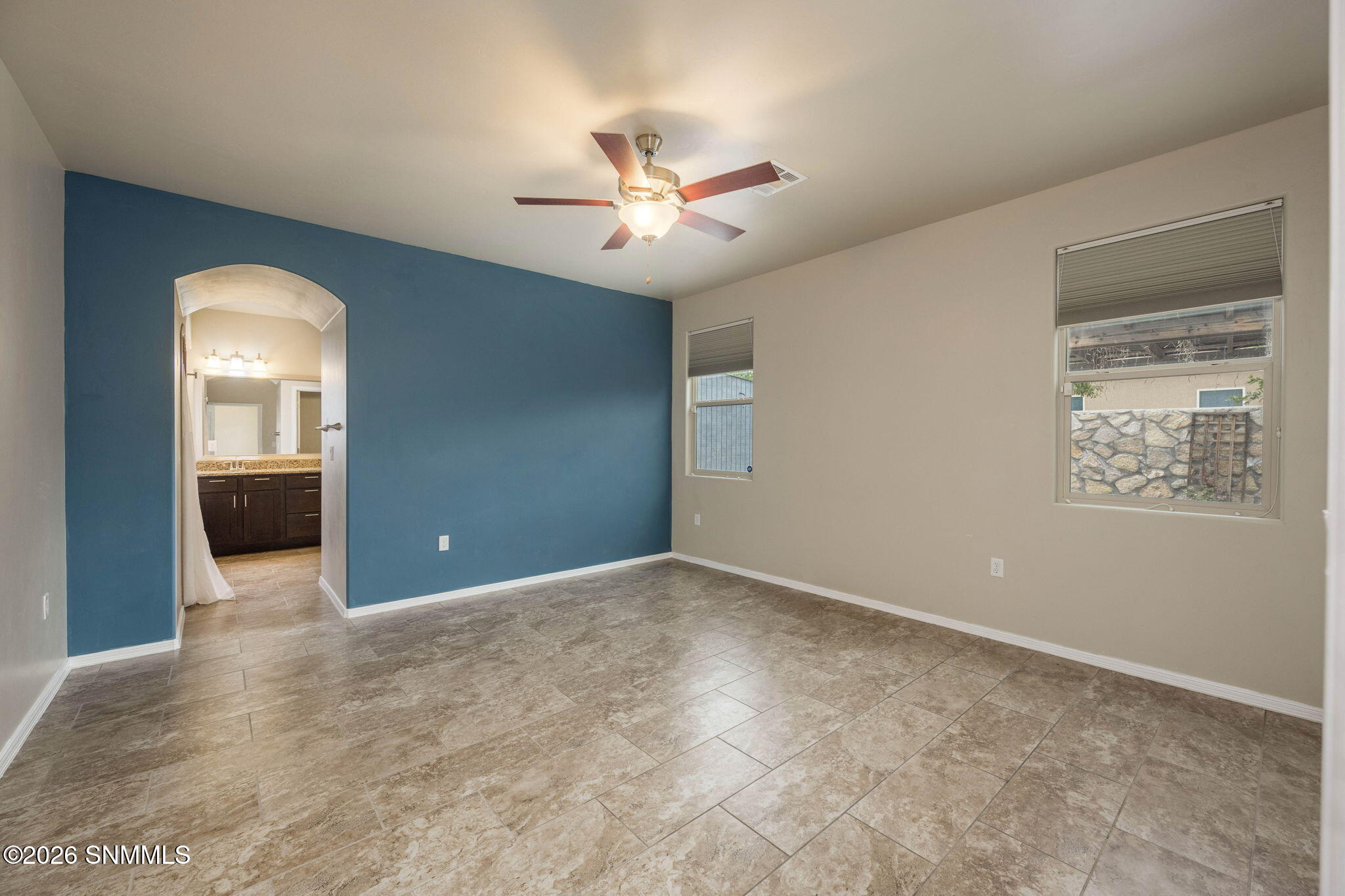 15-web-or-mls-Snappin Homes (VillaNapoli
