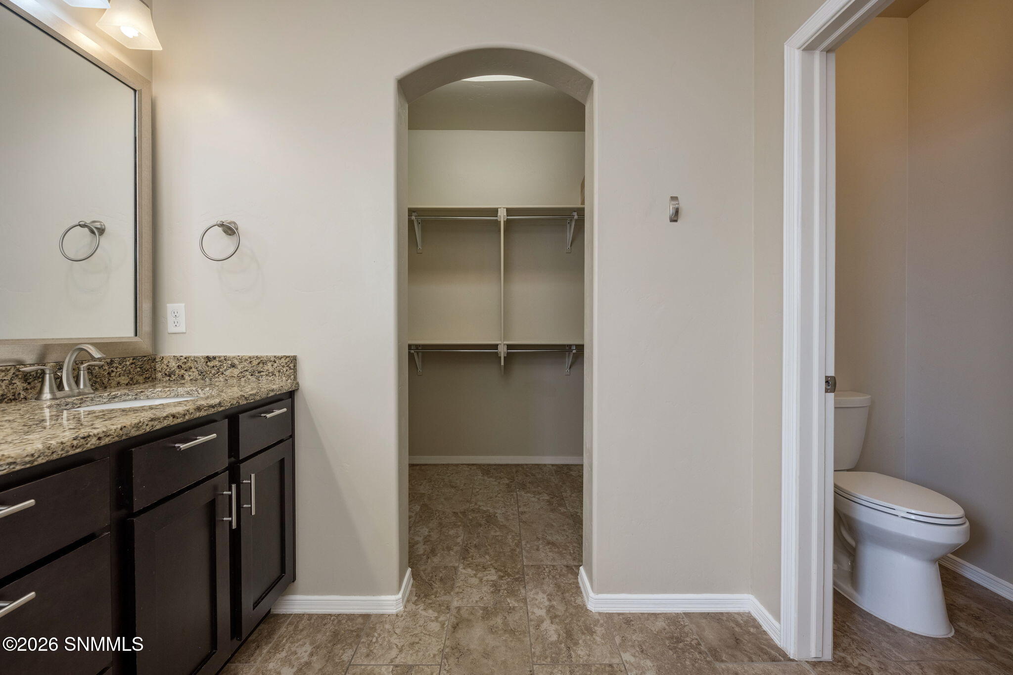 23-web-or-mls-Snappin Homes (VillaNapoli