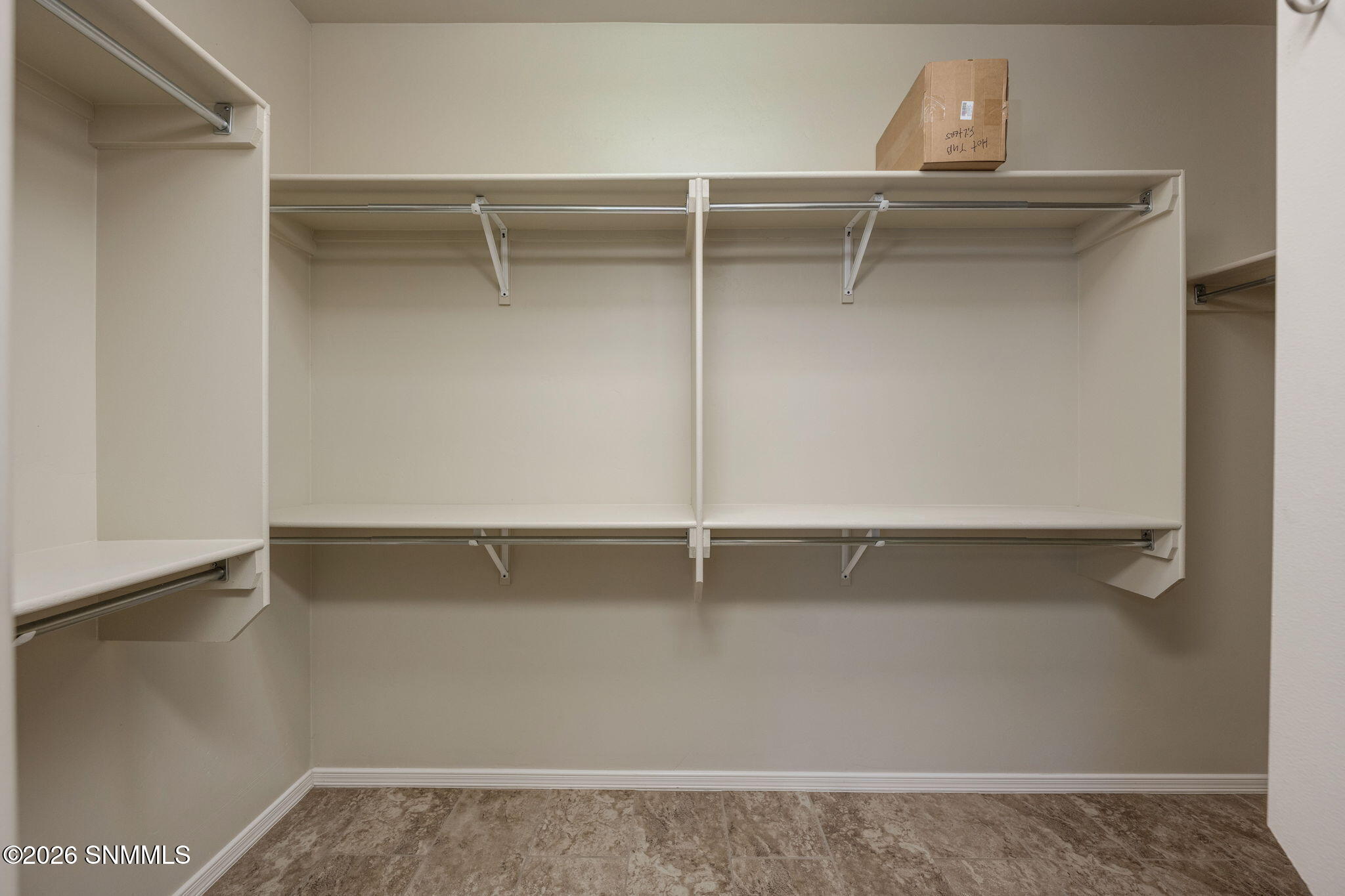 24-web-or-mls-Snappin Homes (VillaNapoli