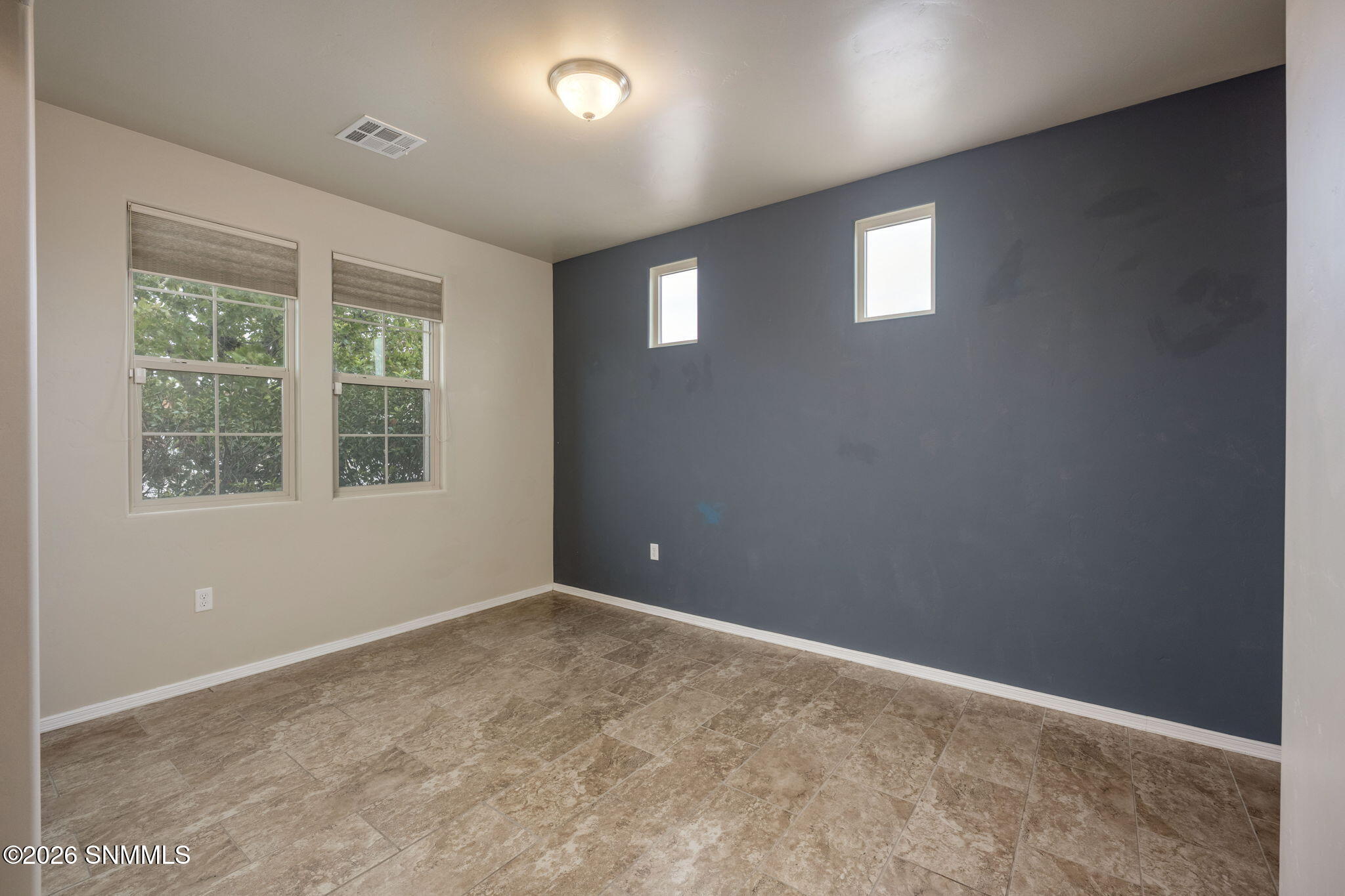 26-web-or-mls-Snappin Homes (VillaNapoli